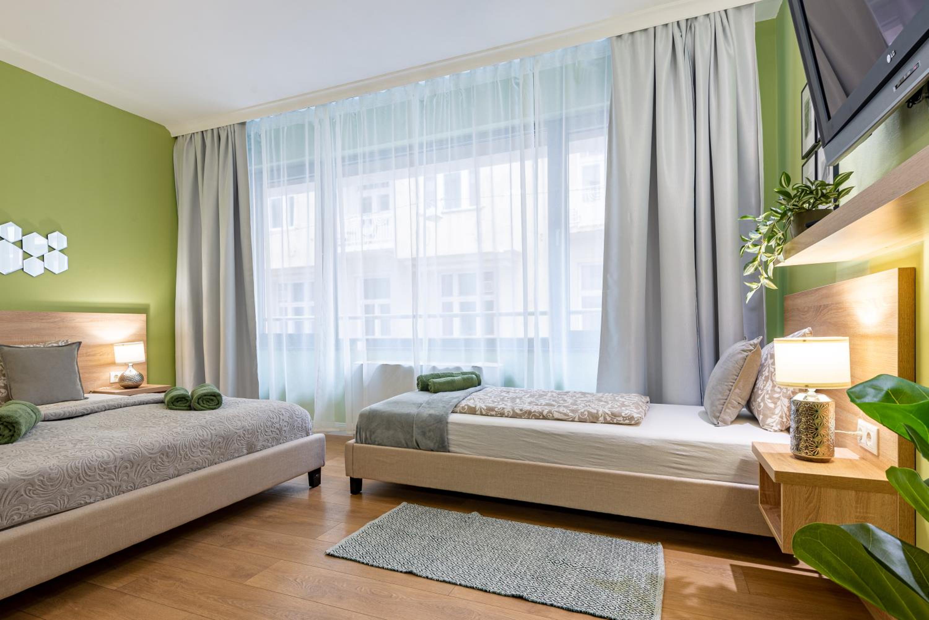 Budapest Holidays Apartments & Spa