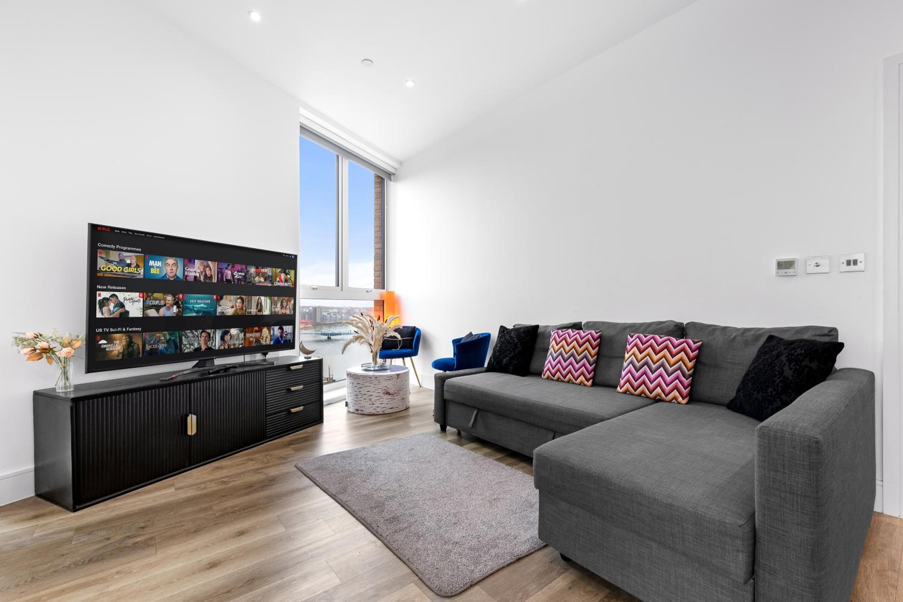 Battersea Penthouse Sleep 9 WH