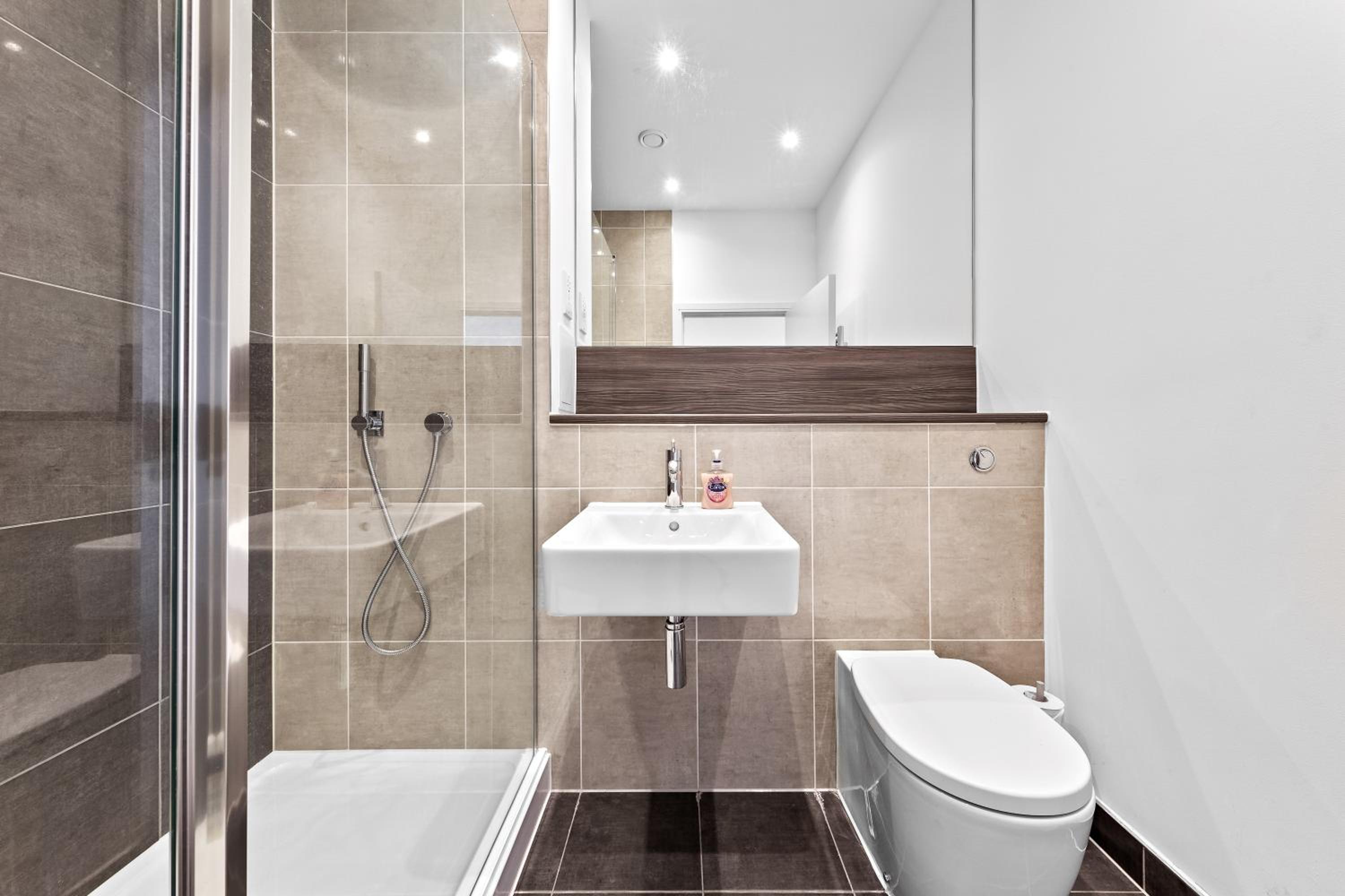 Battersea Penthouse Sleep 9 WH
