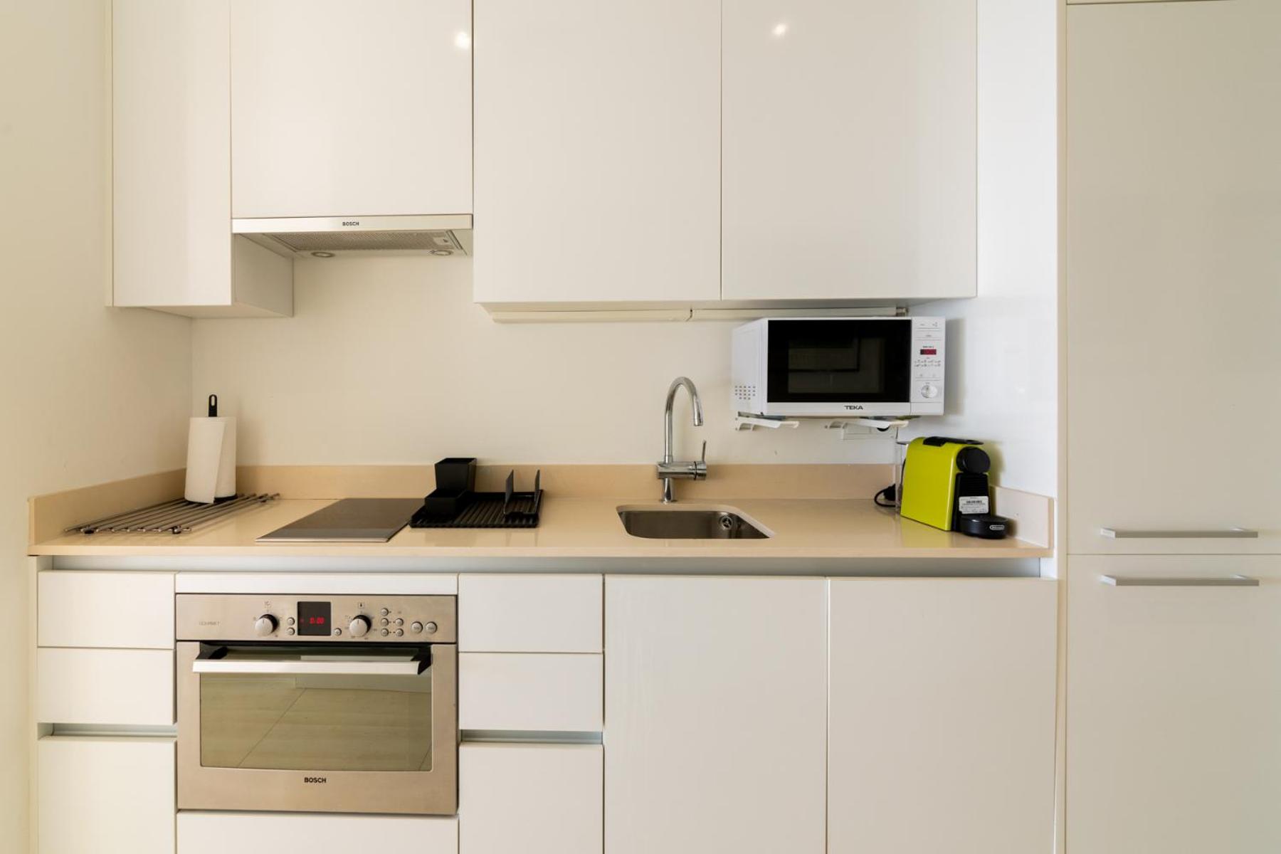 Sitges Suites en Sitges — kitchen