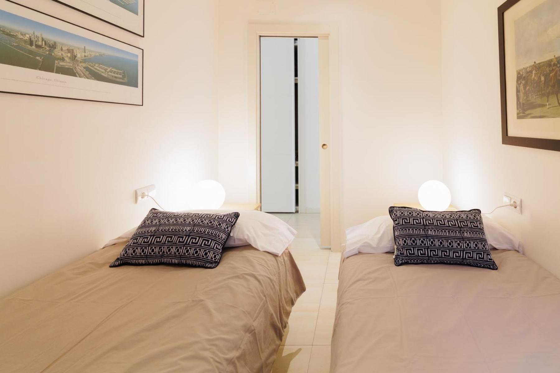 Sitges Suites en Sitges — hotel room