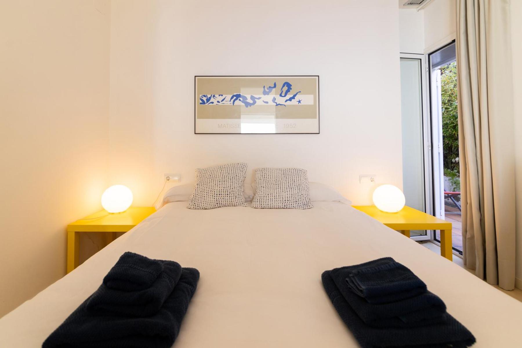 Sitges Suites en Sitges — hotel room