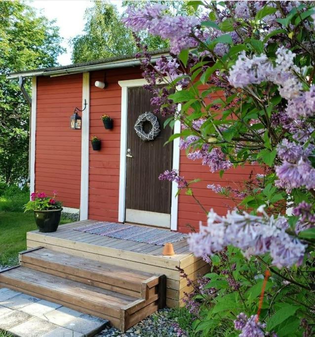 Romantic Old Country Cottage with sauna for Couples