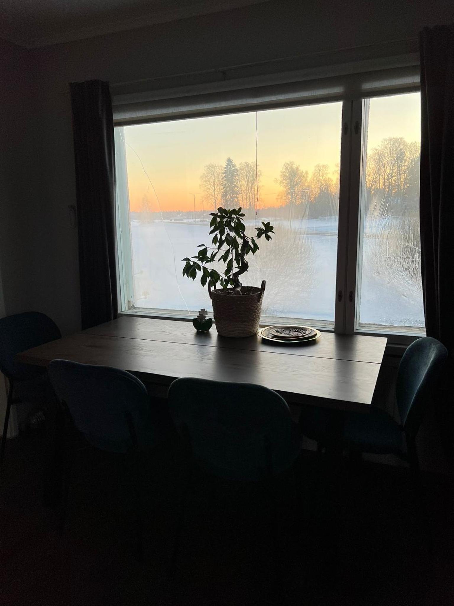 Beautiful Big Farm House with Spectacular Meteor Site View
