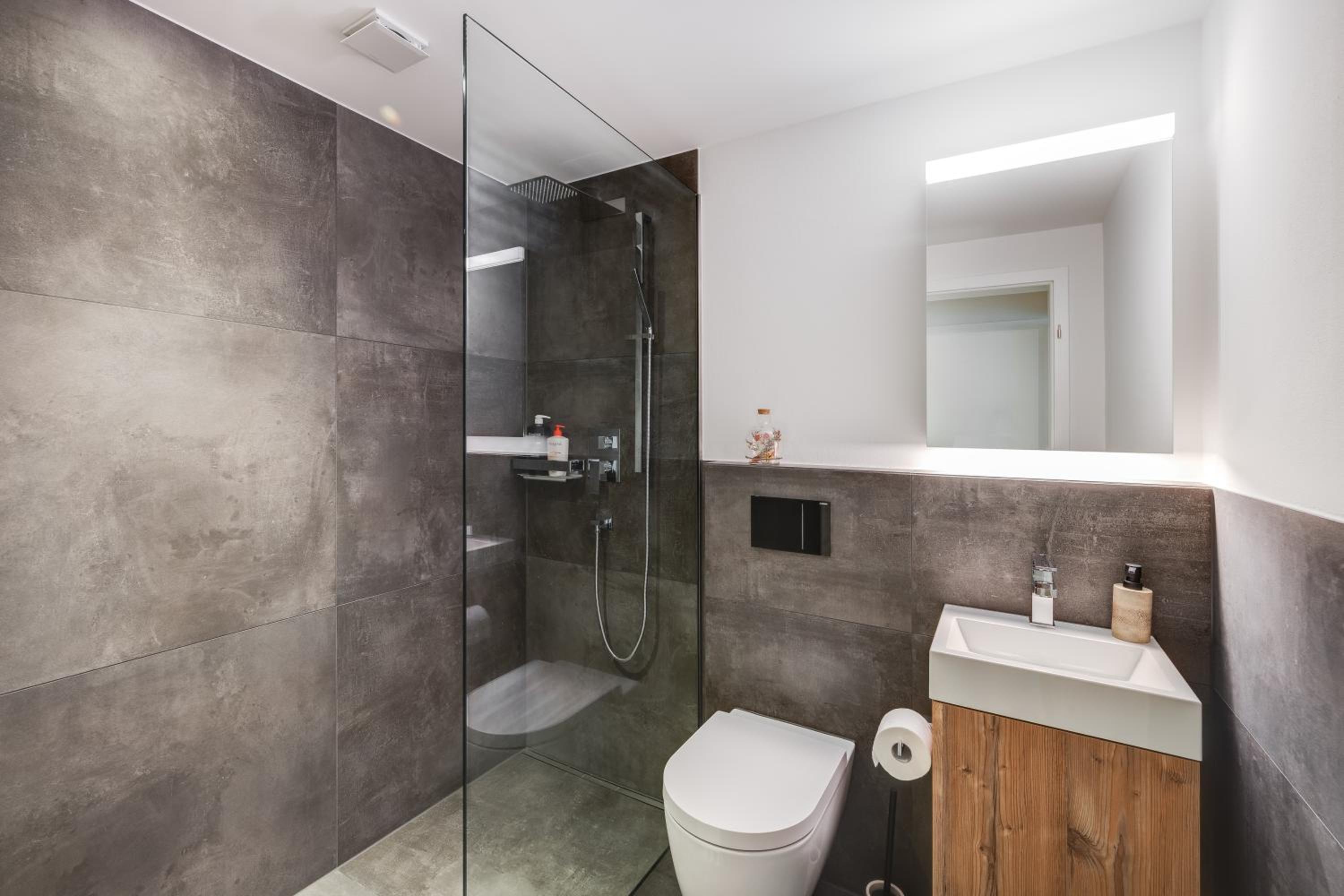 Bijou Lake Side - mit Seesicht und Privatstrand