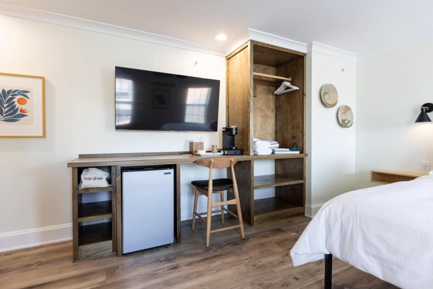 Albermarle #202 Inn at Old Beach
