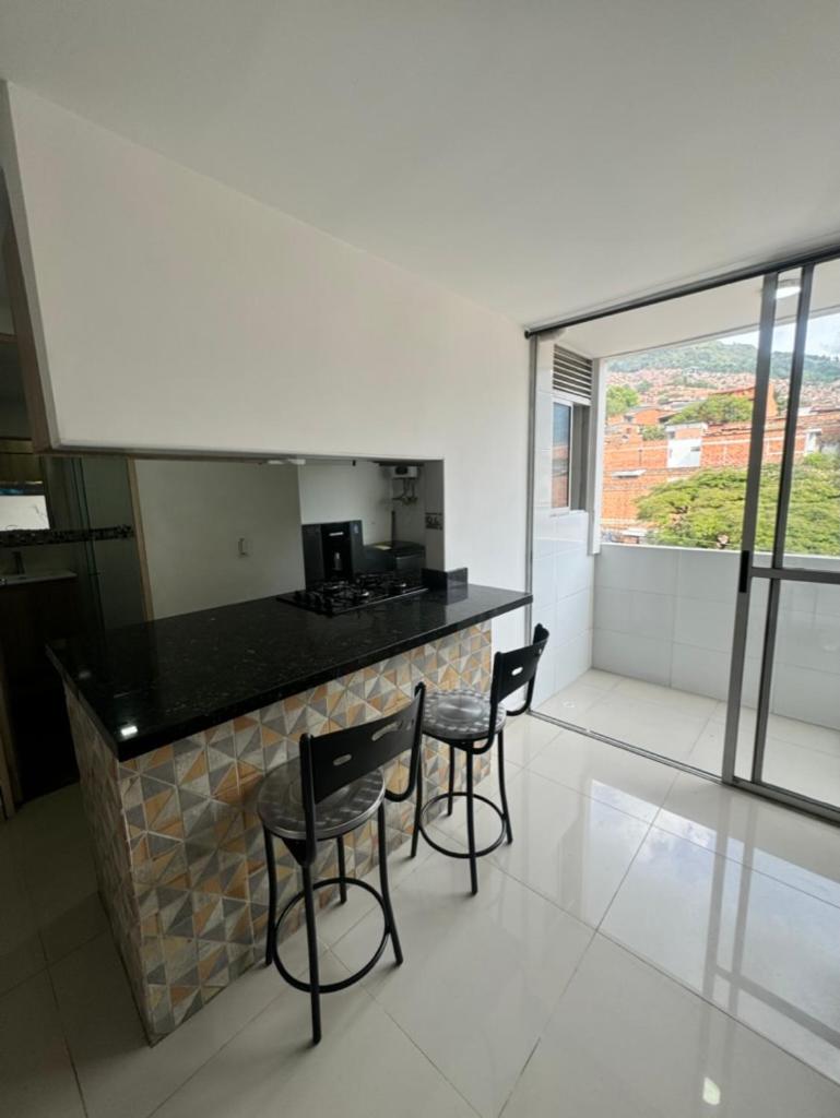 1051 Apartamento Privado - Ascensor - Internet - Hermosa Vista