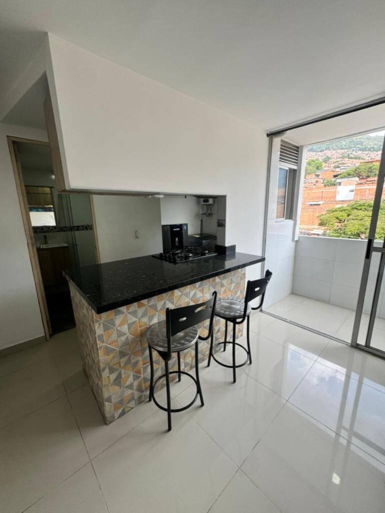 1051 Apartamento Privado - Ascensor - Internet - Hermosa Vista