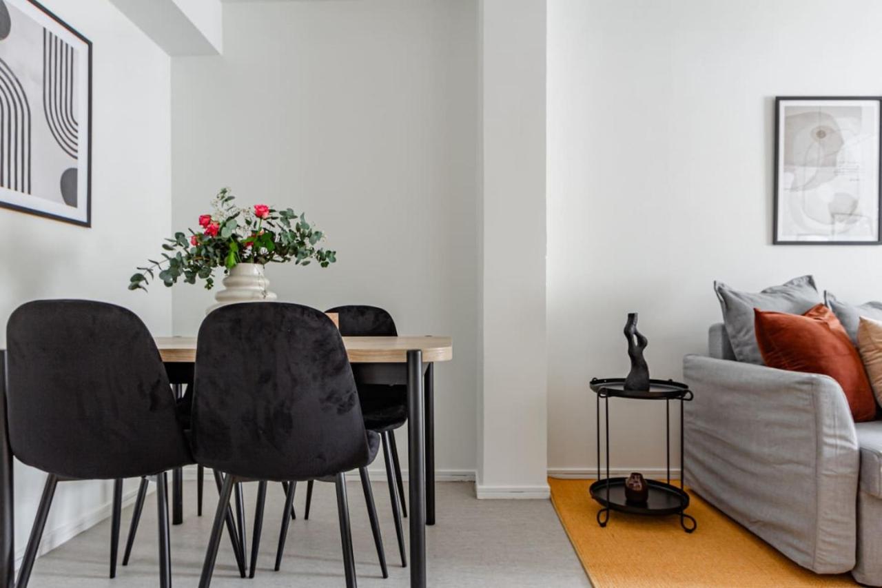 Cheap stay on hip Södermalm - construction work view 5