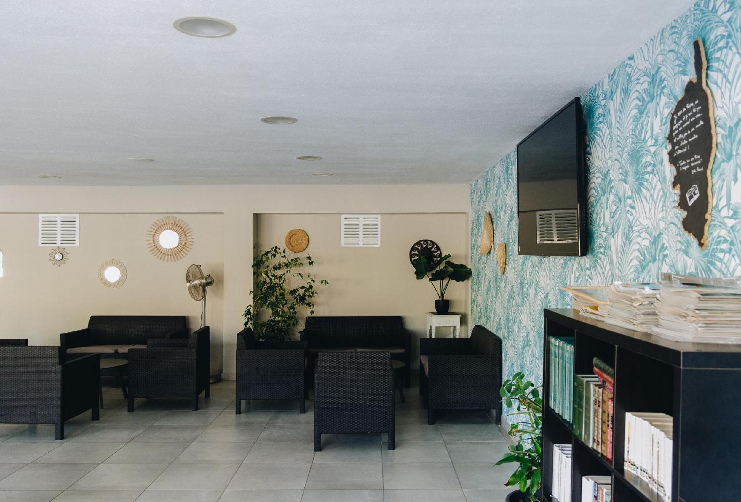 lounge
