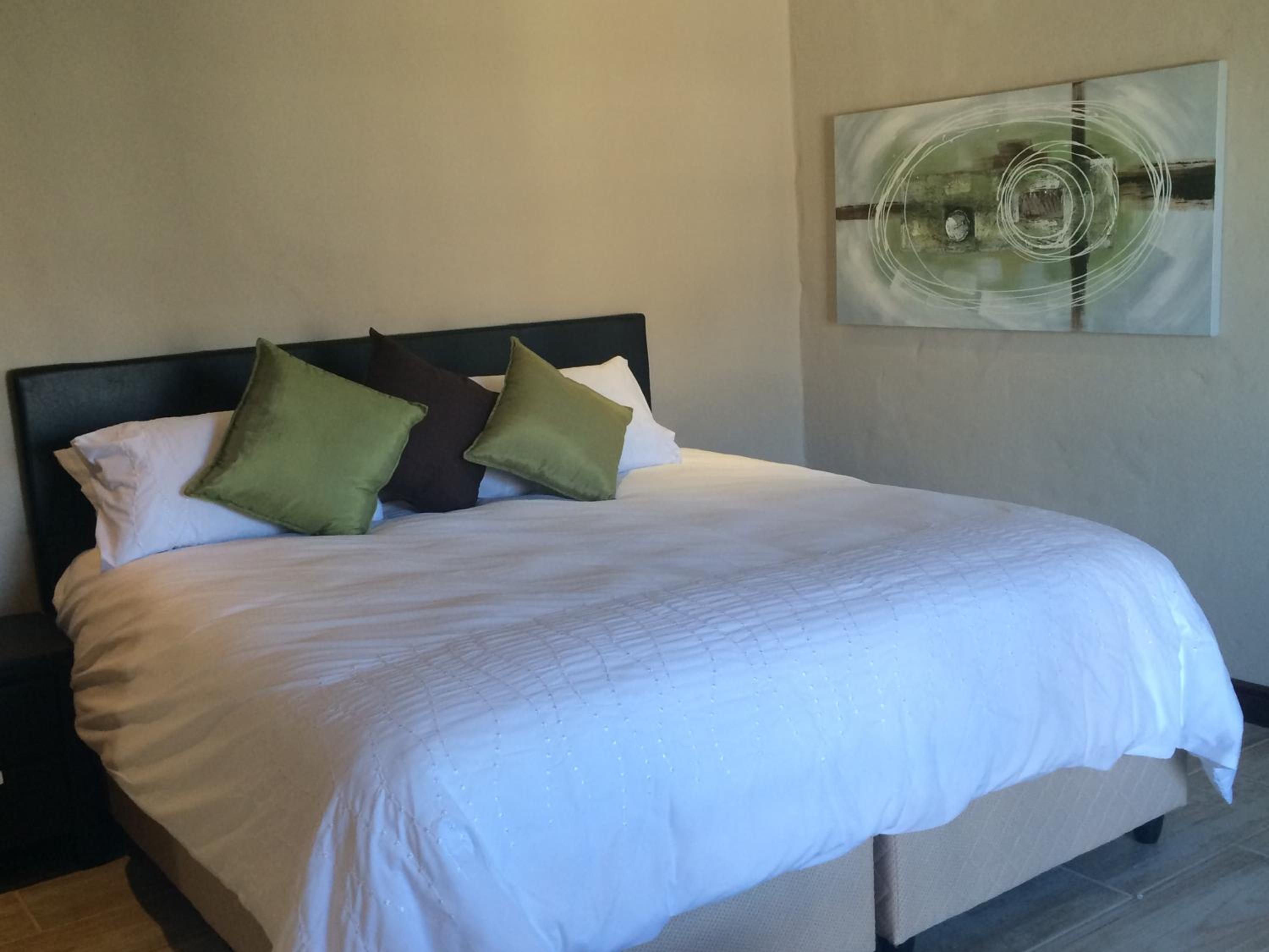 Topiary Wine Estate & Cottages