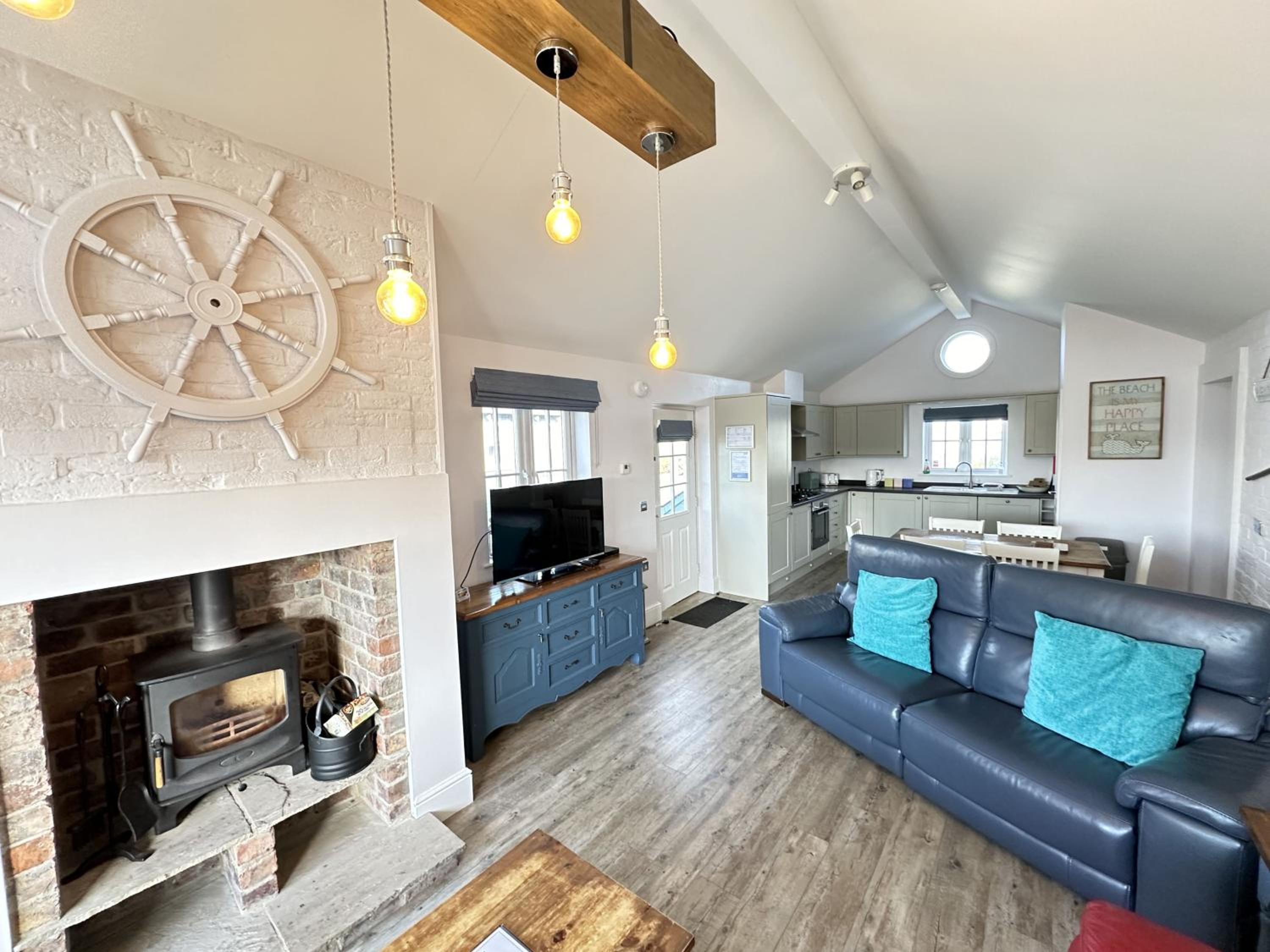 Blue Anchor House - Part of the The Bay Filey Holiday Village with pool, gym and direct beach access, pub, restaurant, tennis and meadows walks view 3