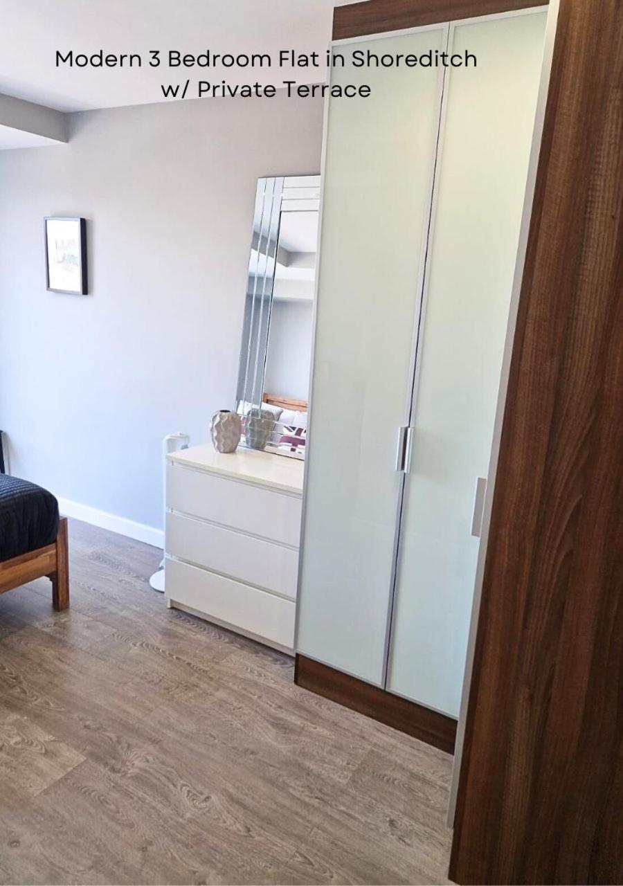 Contemporary Apartments with Private Balconies in Hoxton near Shoreditch, Old Street, Islington by NourNest Apartments