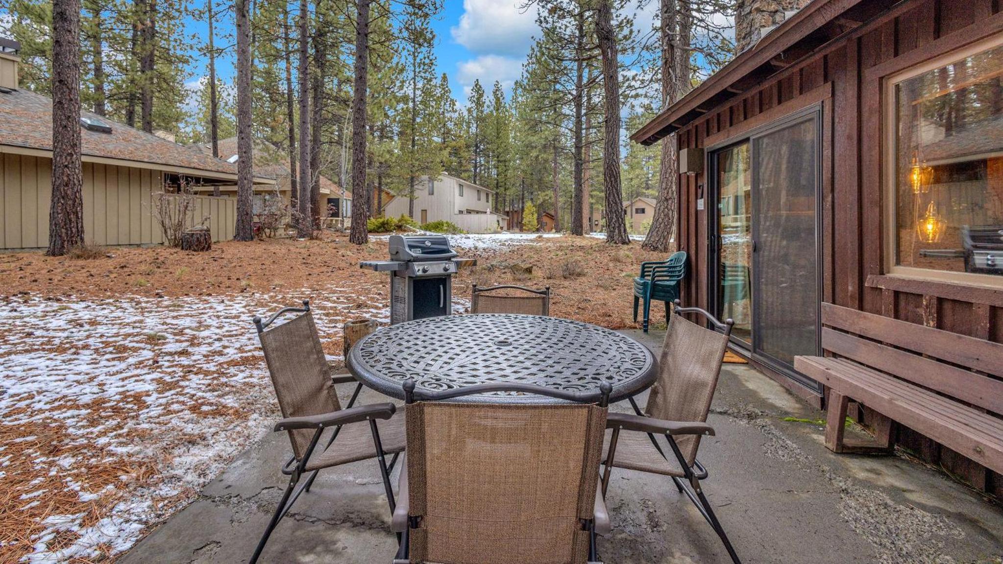 Hotel Quartz Mountain - Unit 7 - Image 1