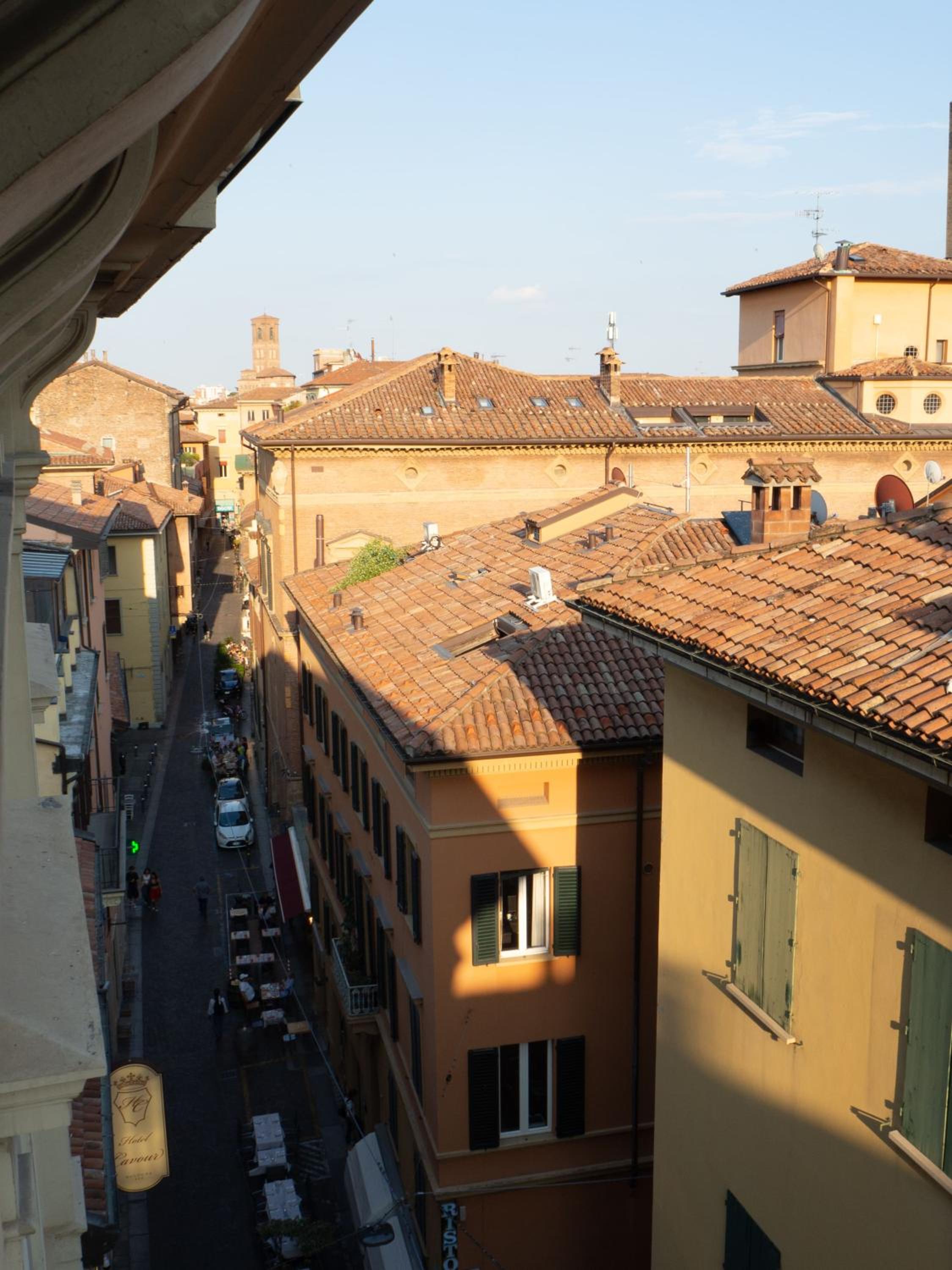 Artapartment Bologna - Via Indipendenza view 3