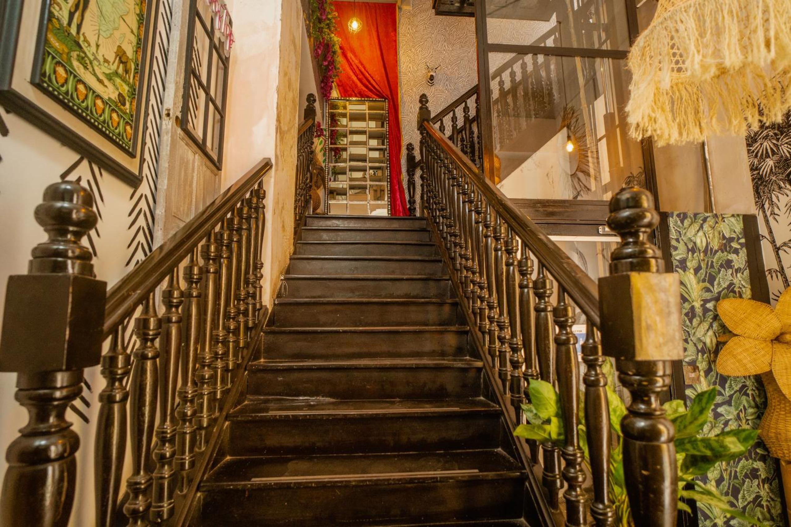 Al Alma Apart-Suites