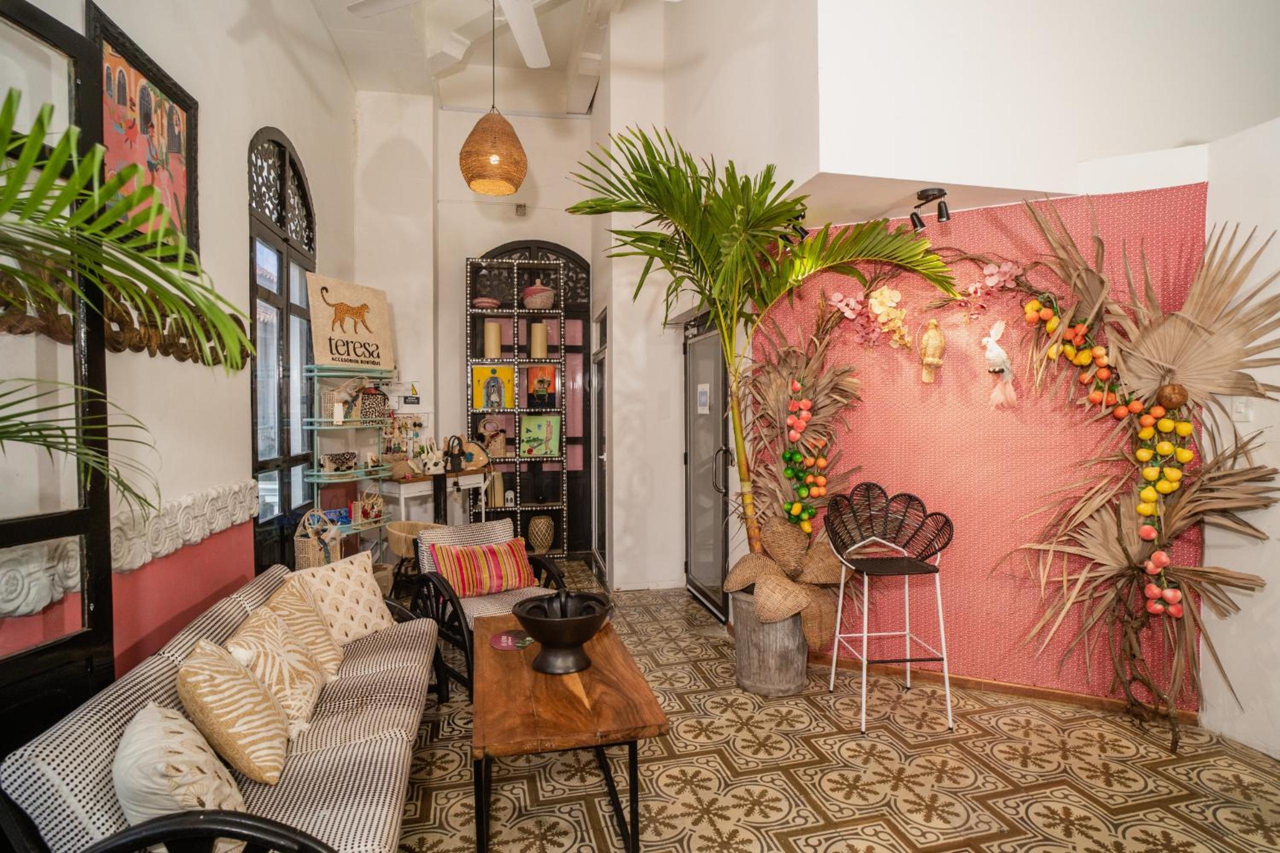 Al Alma Apart-Suites