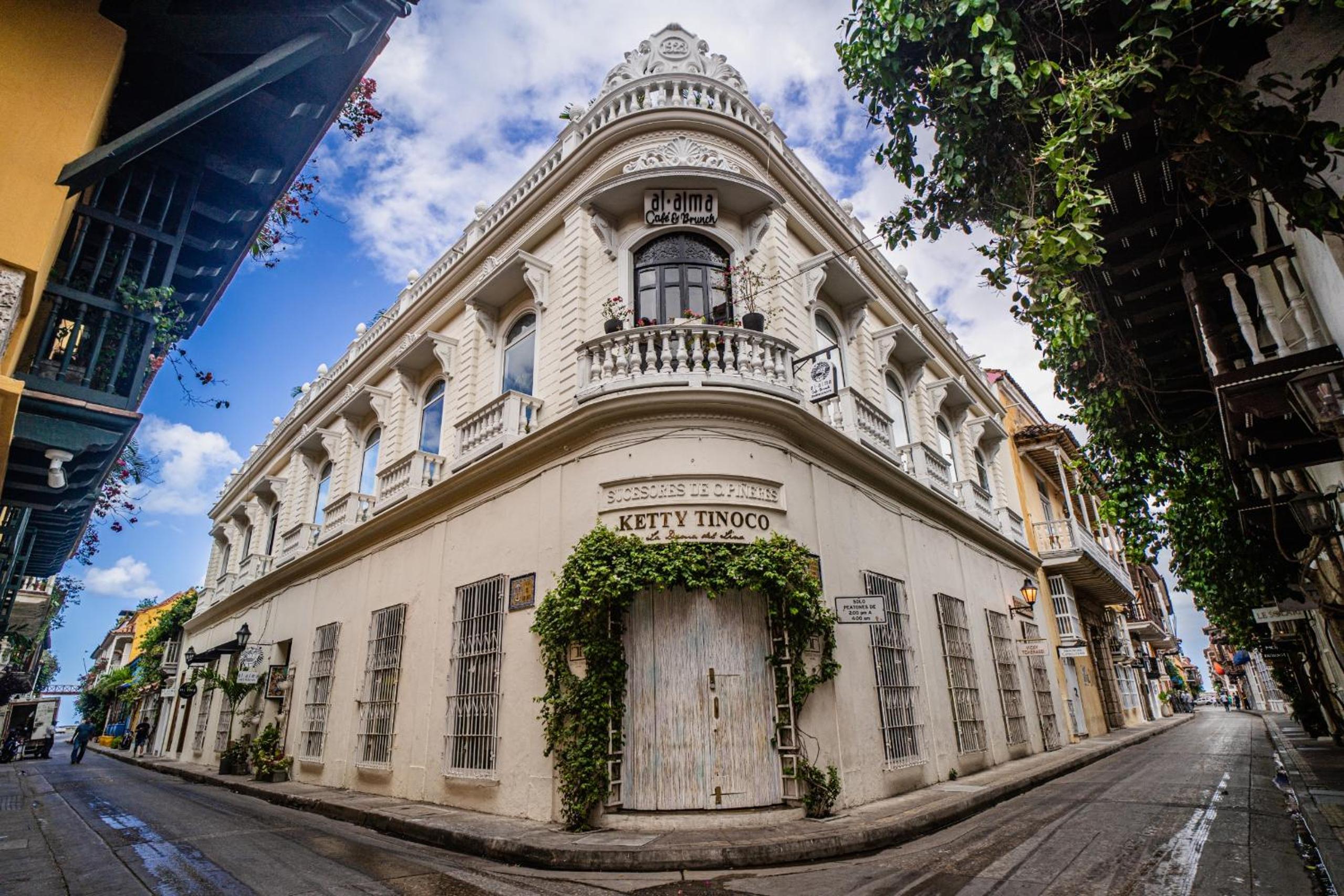 Al Alma Apart-Suites