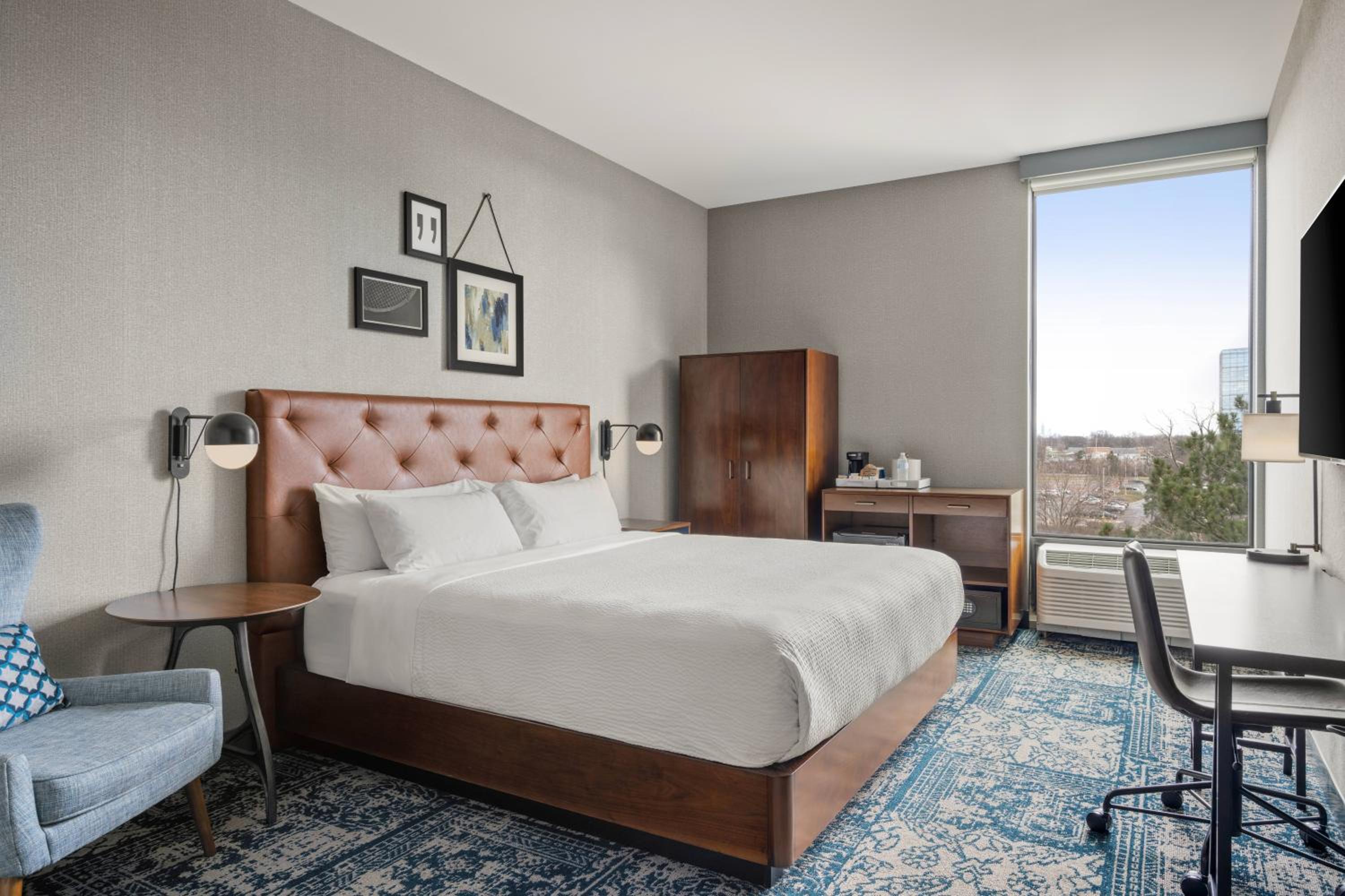 Four Points by Sheraton Chicago Westchester/Oak Brook - Property Image 5