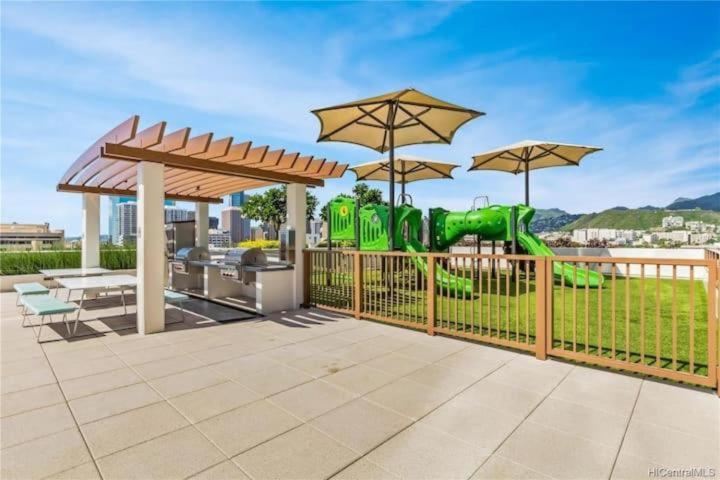 Luxury Oasis Residence view 5