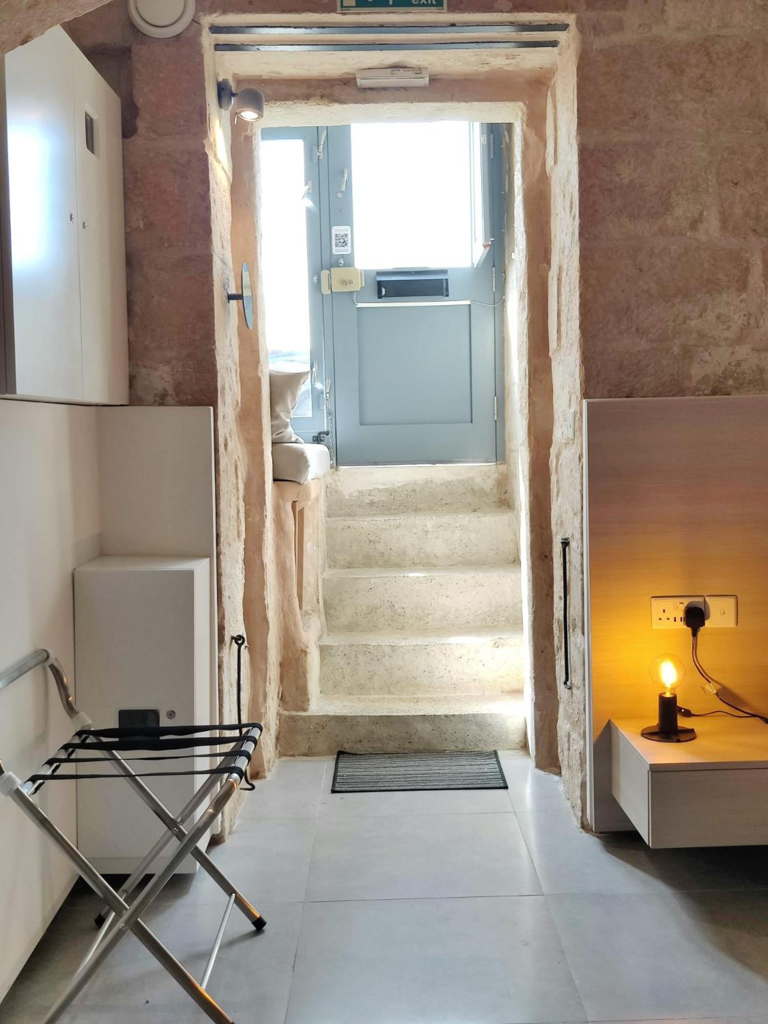 Tide 21 Savynomad Harbour Residences Valletta