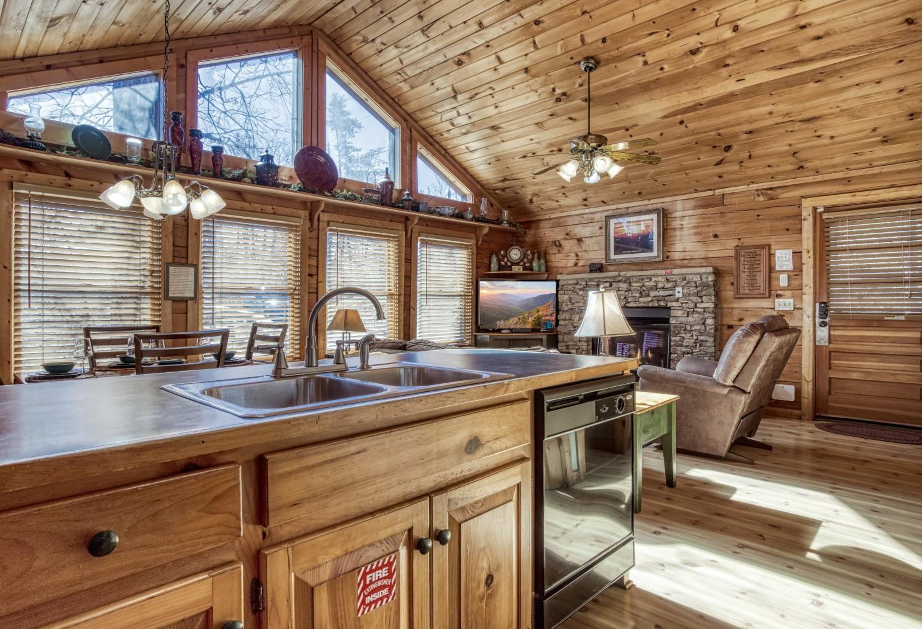 A Trinity View , Relax & Unwind Cabin with Games, Hot Tub & Plenty of Space view 4