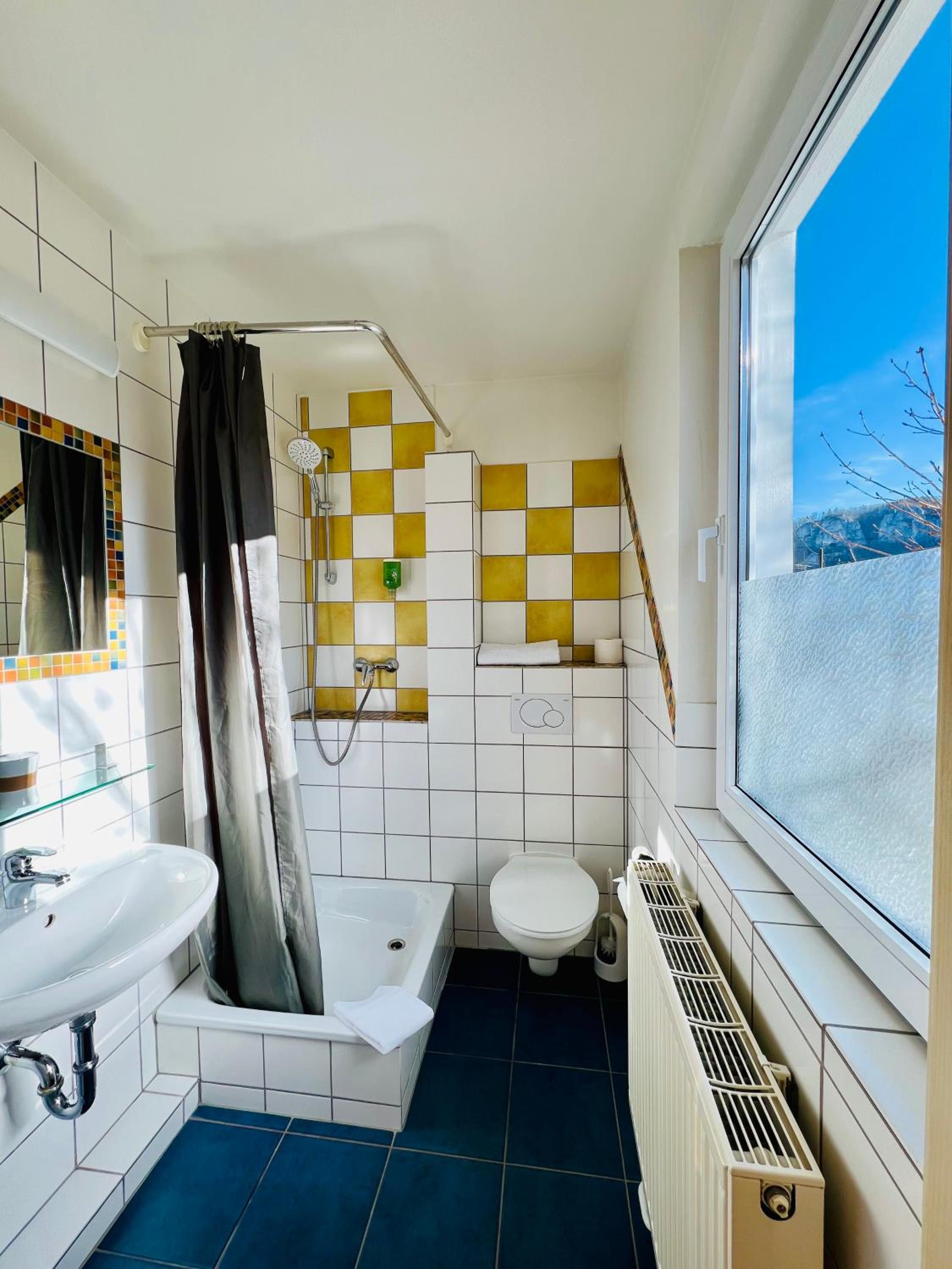 TheCrossing Bed & Breakfast