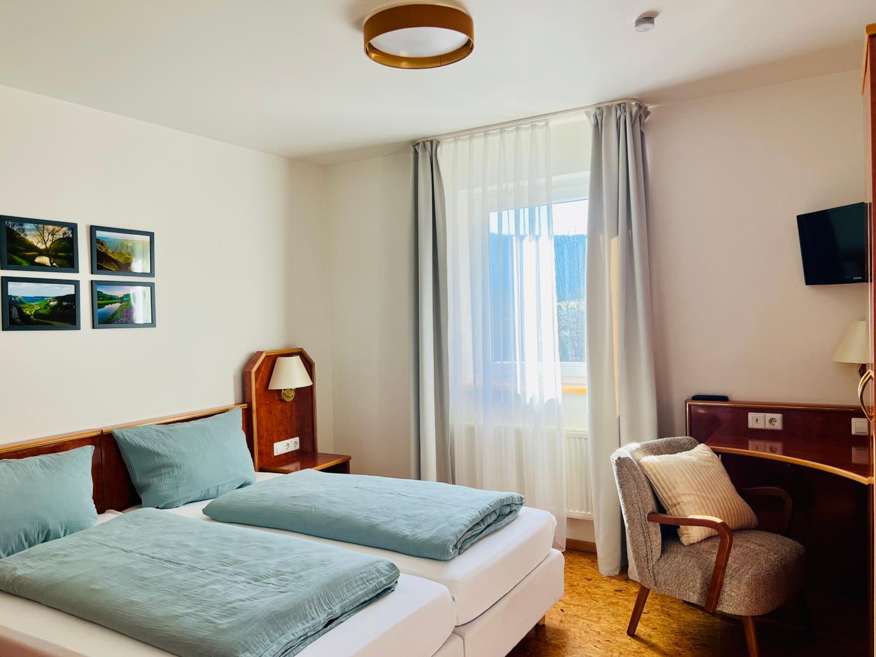 TheCrossing Bed & Breakfast
