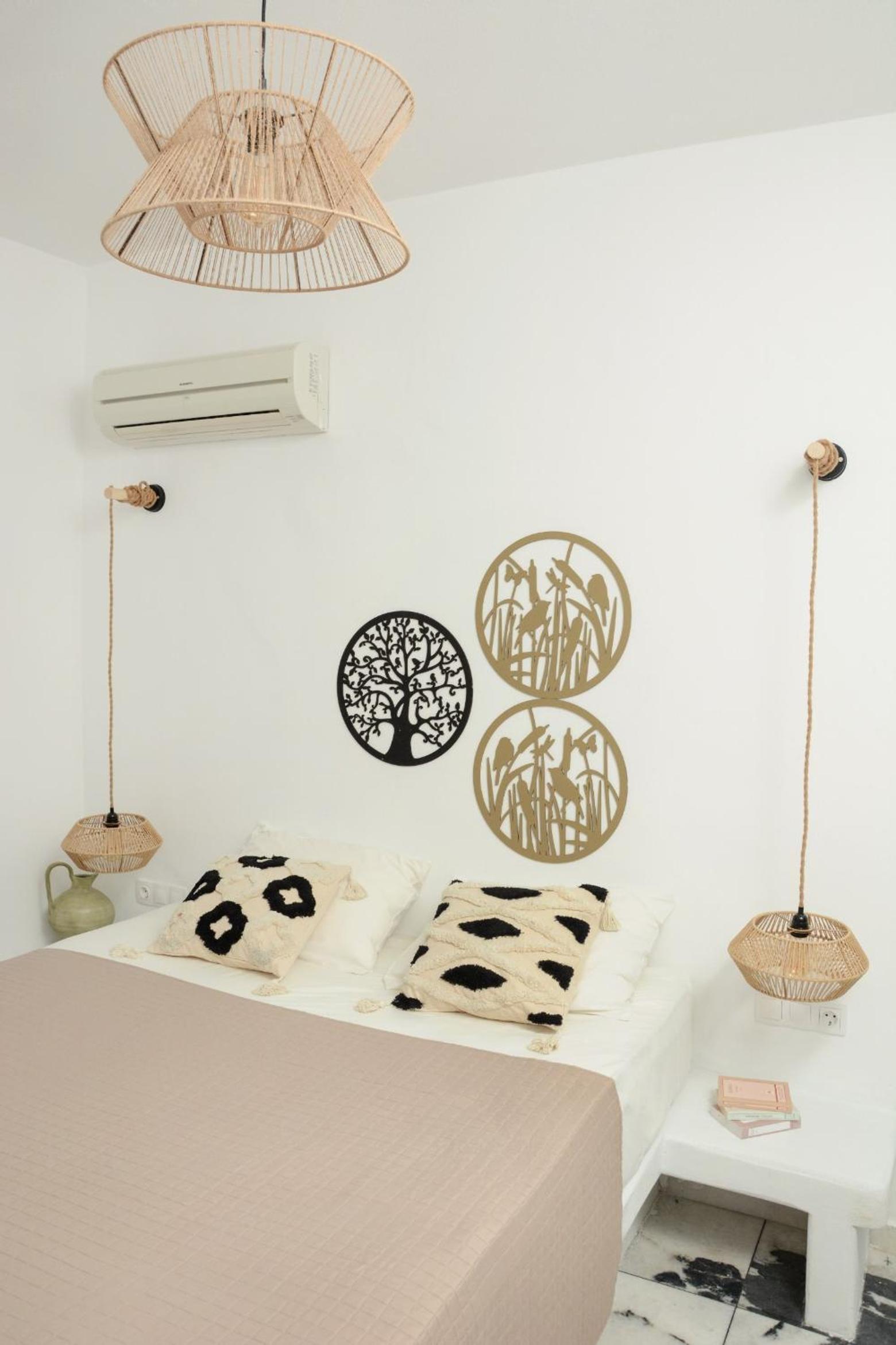 Aegean White Aparts photo 2