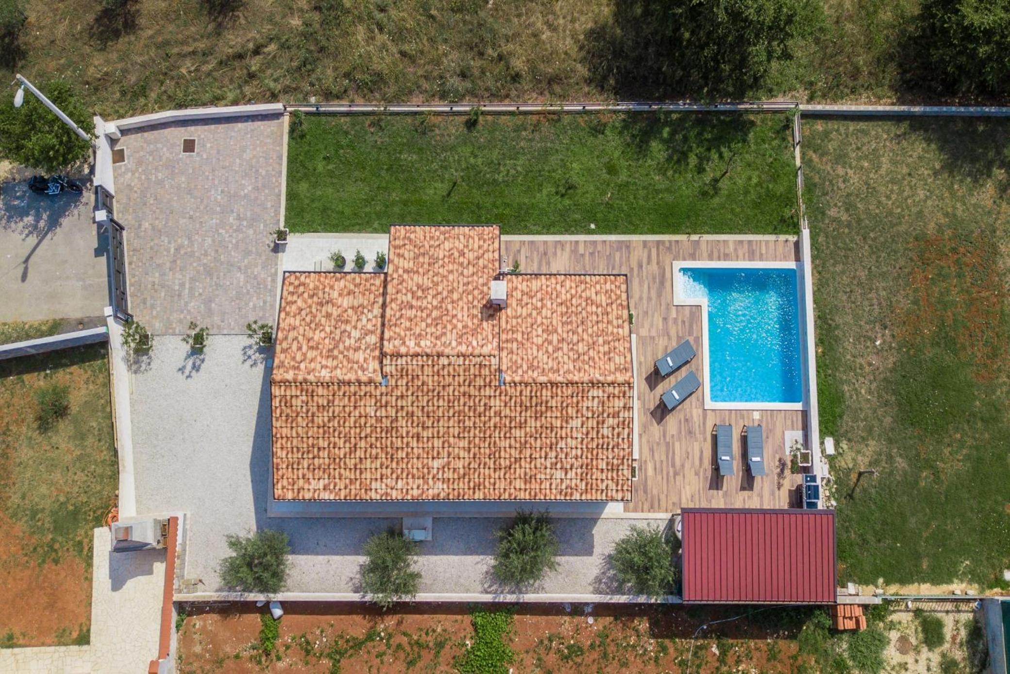 Villa Mihaela by Briskva