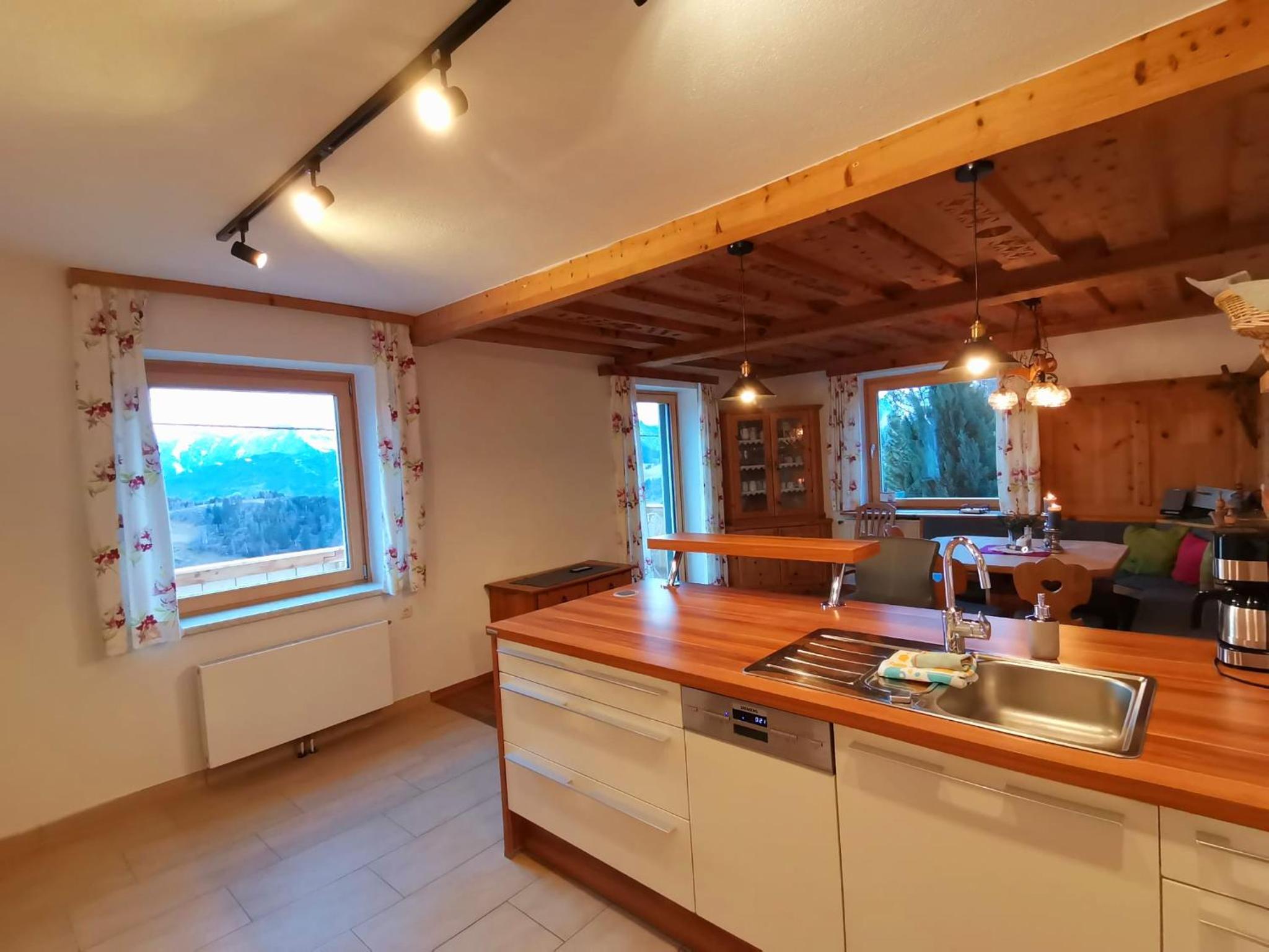 Chalet Leo