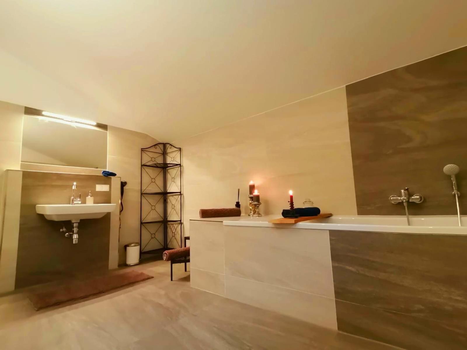 Chalet Leo