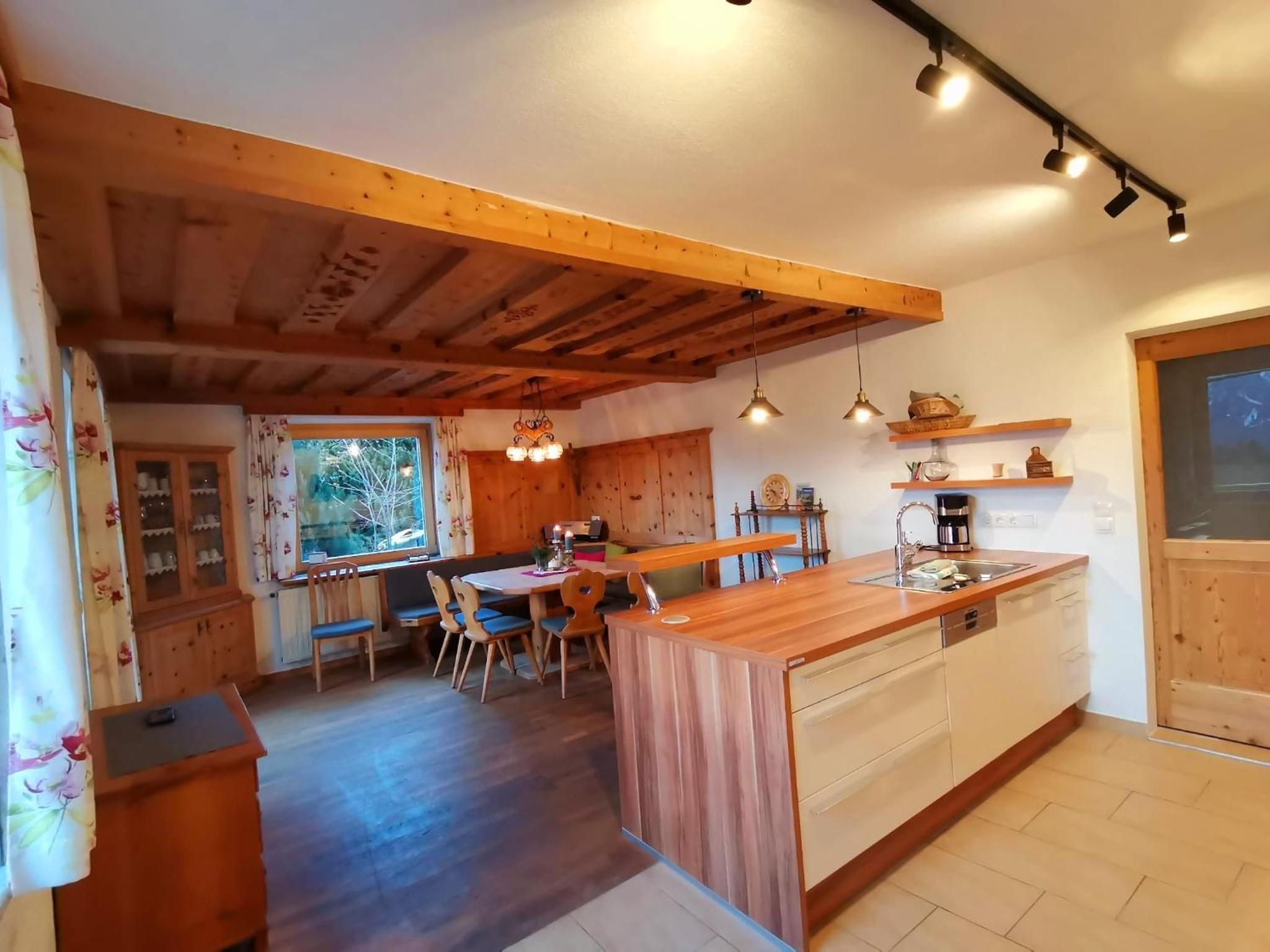 Chalet Leo