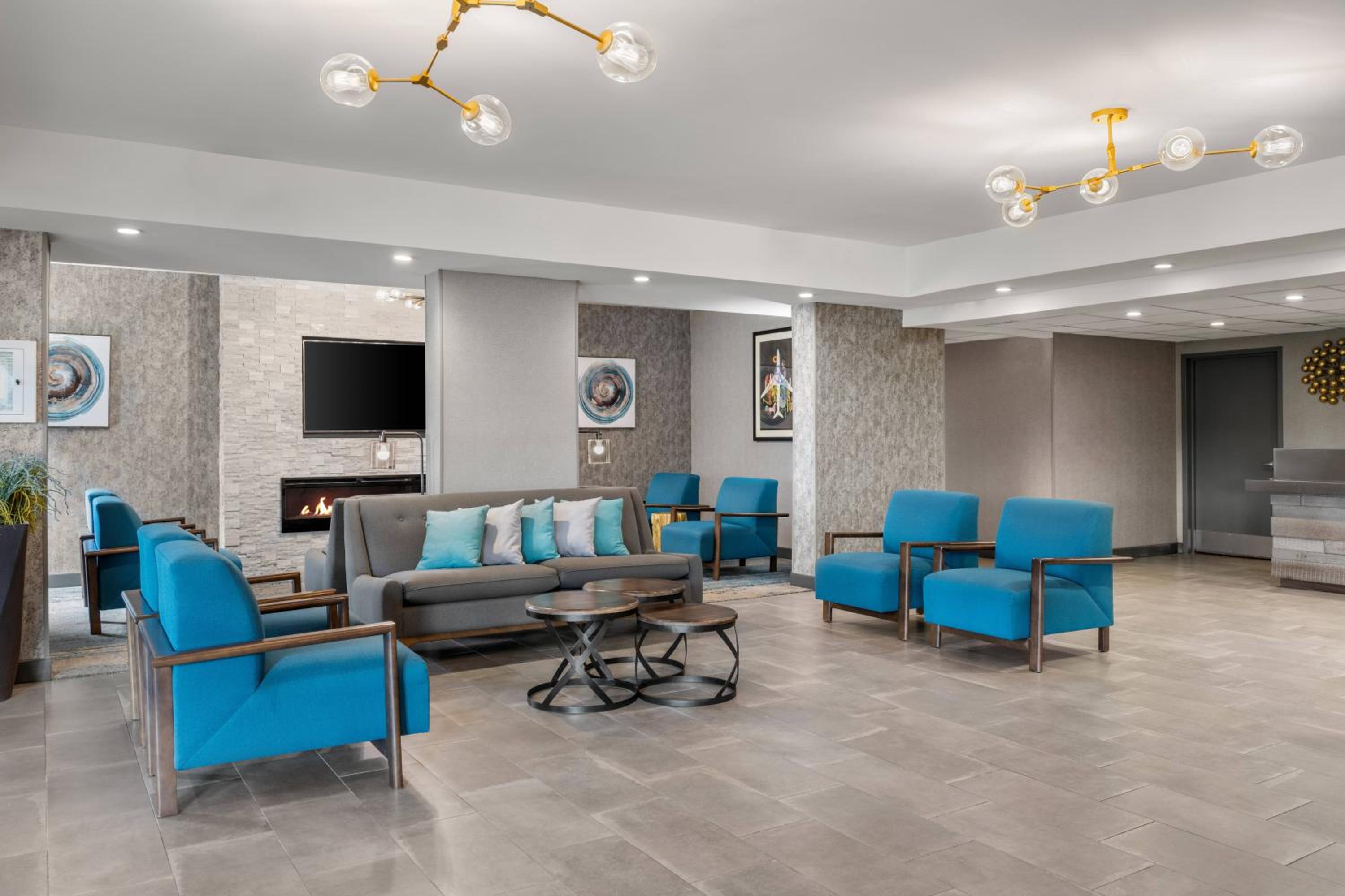 Four Points by Sheraton Chicago Westchester/Oak Brook - Property Image 7