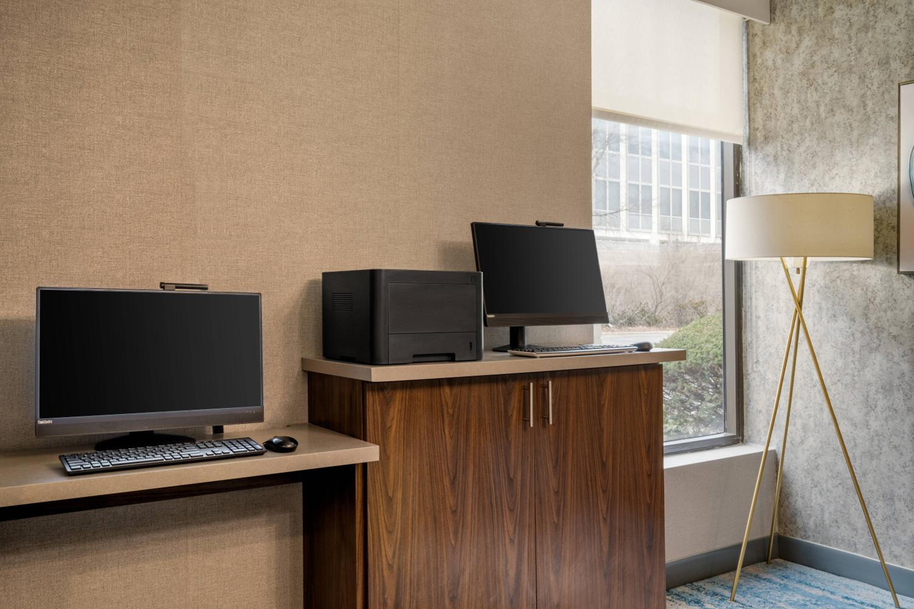 Four Points by Sheraton Chicago Westchester/Oak Brook - Property Image 9