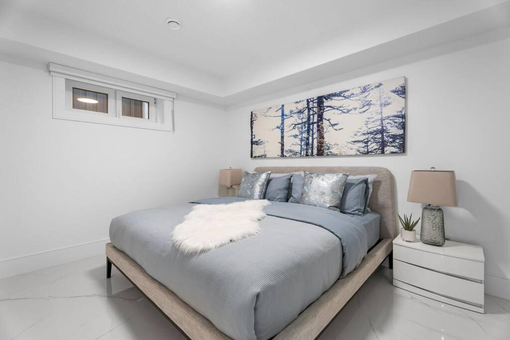 Brand New 2 Bedroom Point Grey Getaway