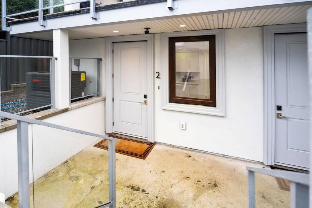 Brand New 2 Bedroom Point Grey Getaway