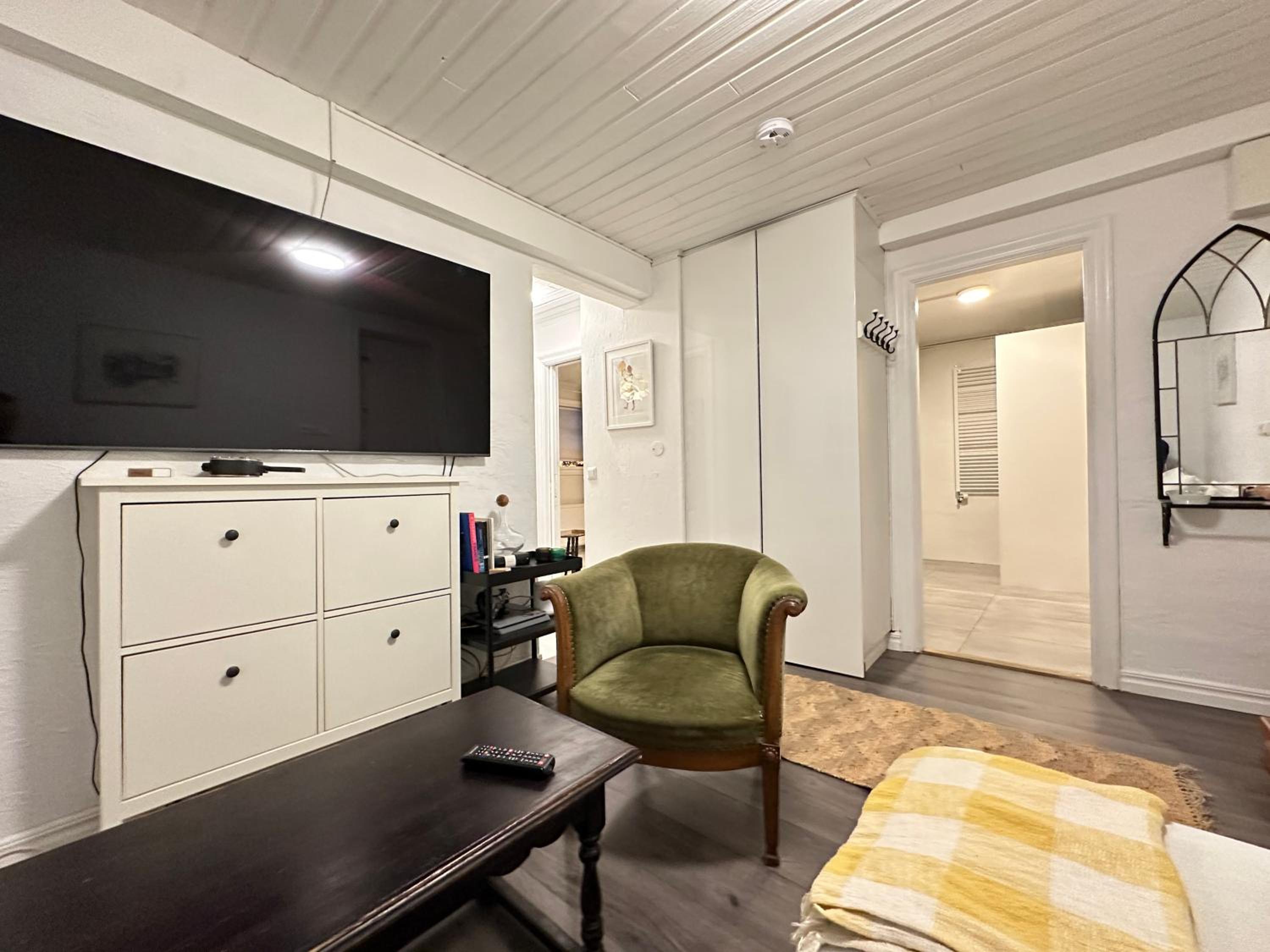 Apartment in Reykjavikurvegur - Birta Rentals view 2