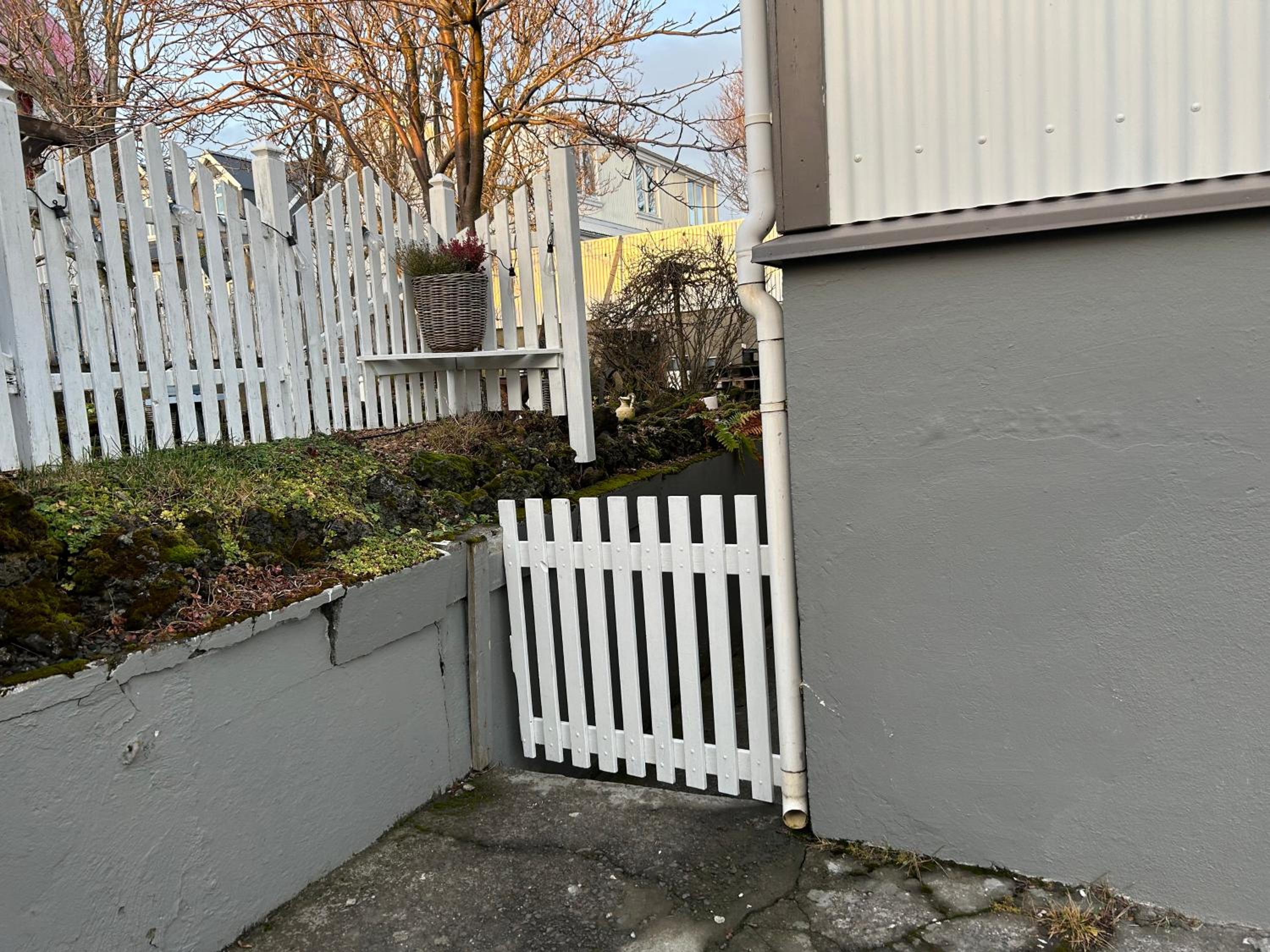 Photo 16