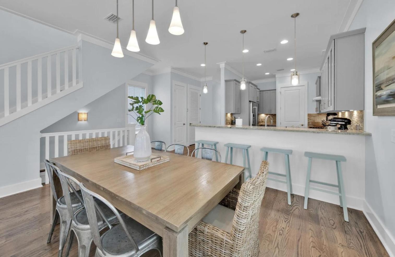 Anna's Beach House Walk-Out To 30A in Seacrest- Pet-Friendly view 5