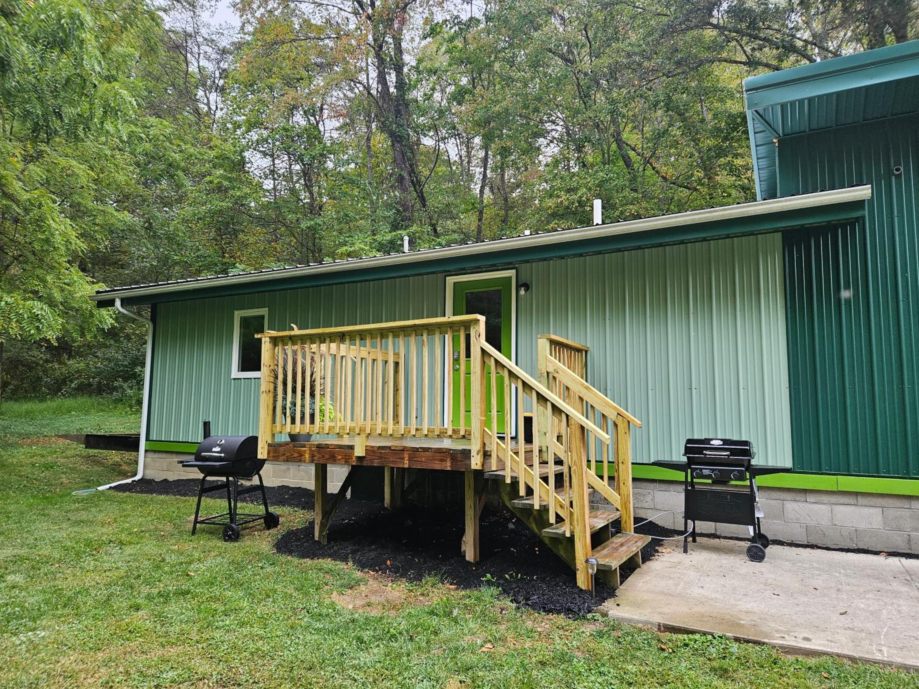 Frog Hollow at Hocking Vacations view 2