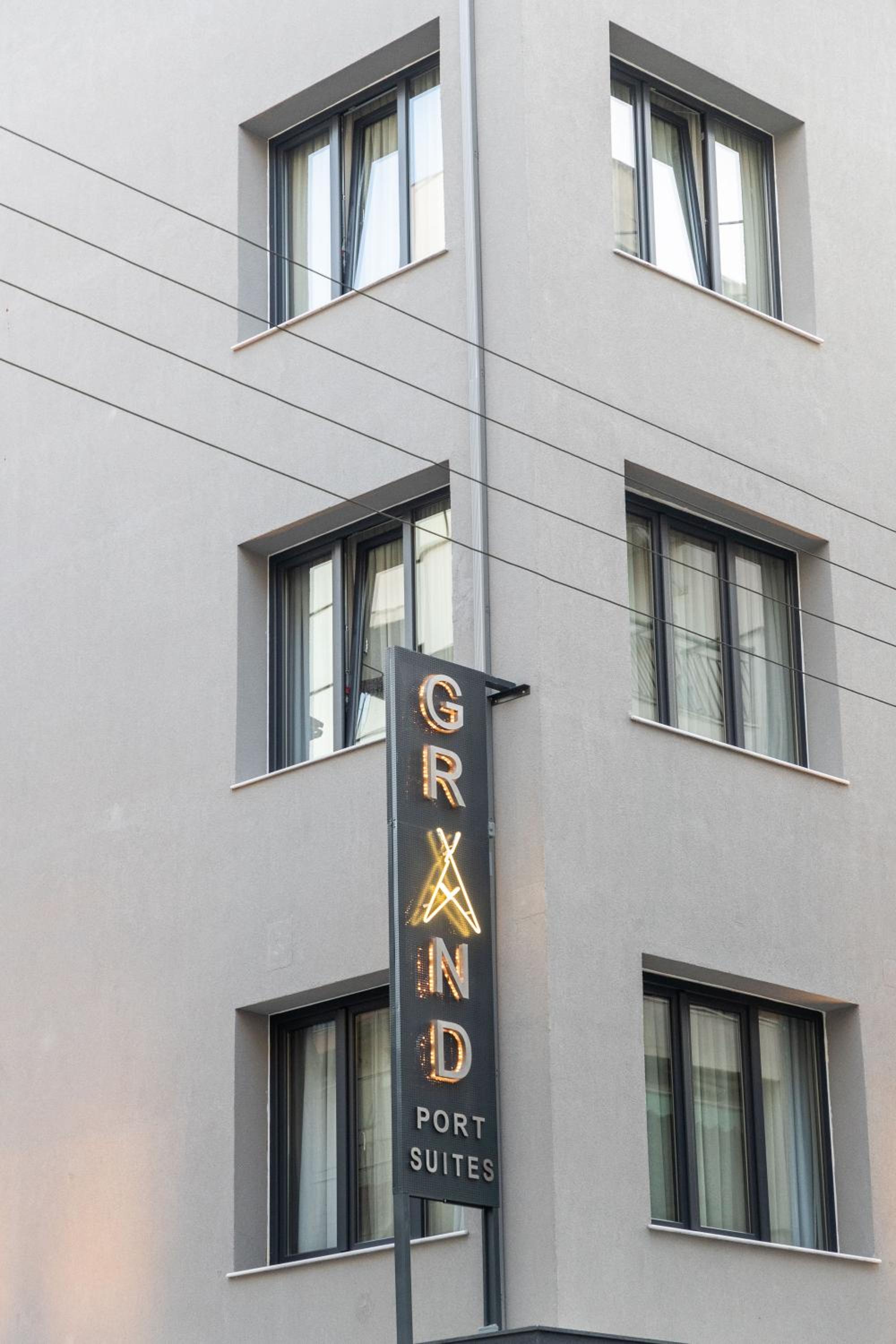 Grand Port Suites view 3