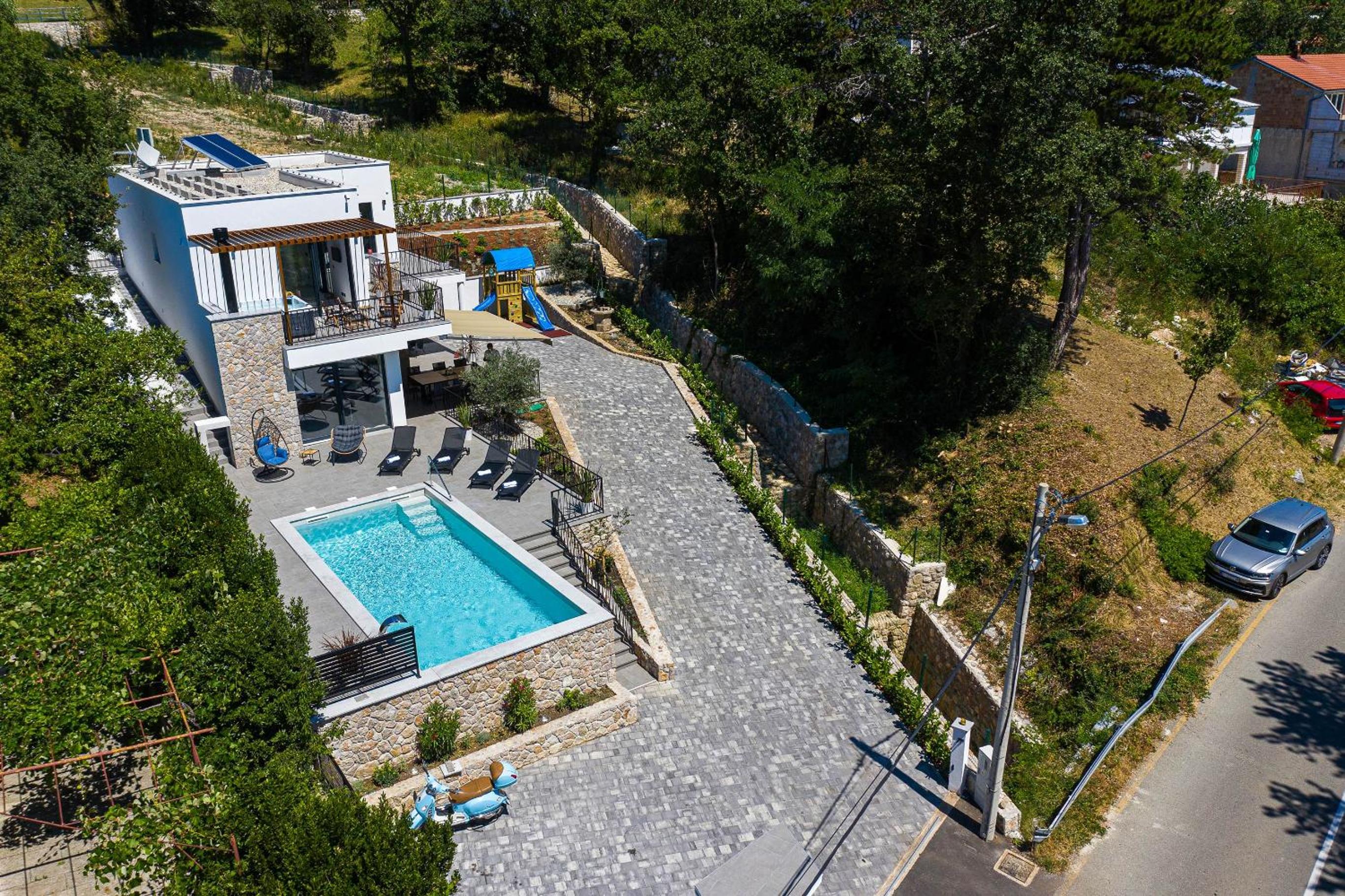 Vila Petram view 2