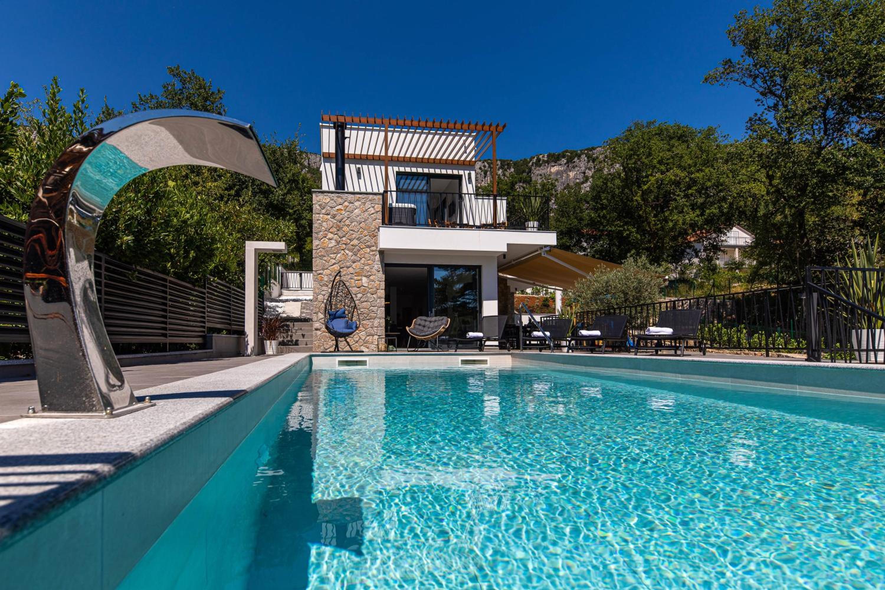 Vila Petram view 3