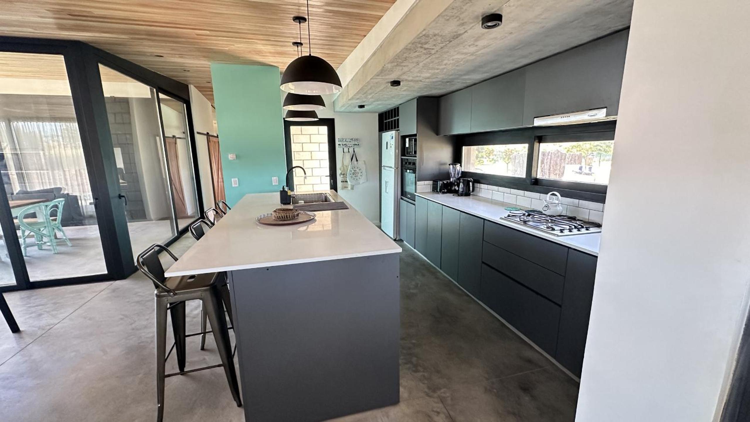 Casa PIT - Casa En Barrio Privado San Benito, Chapadmalal Para 6 PAX Con Pileta - Hola Sur