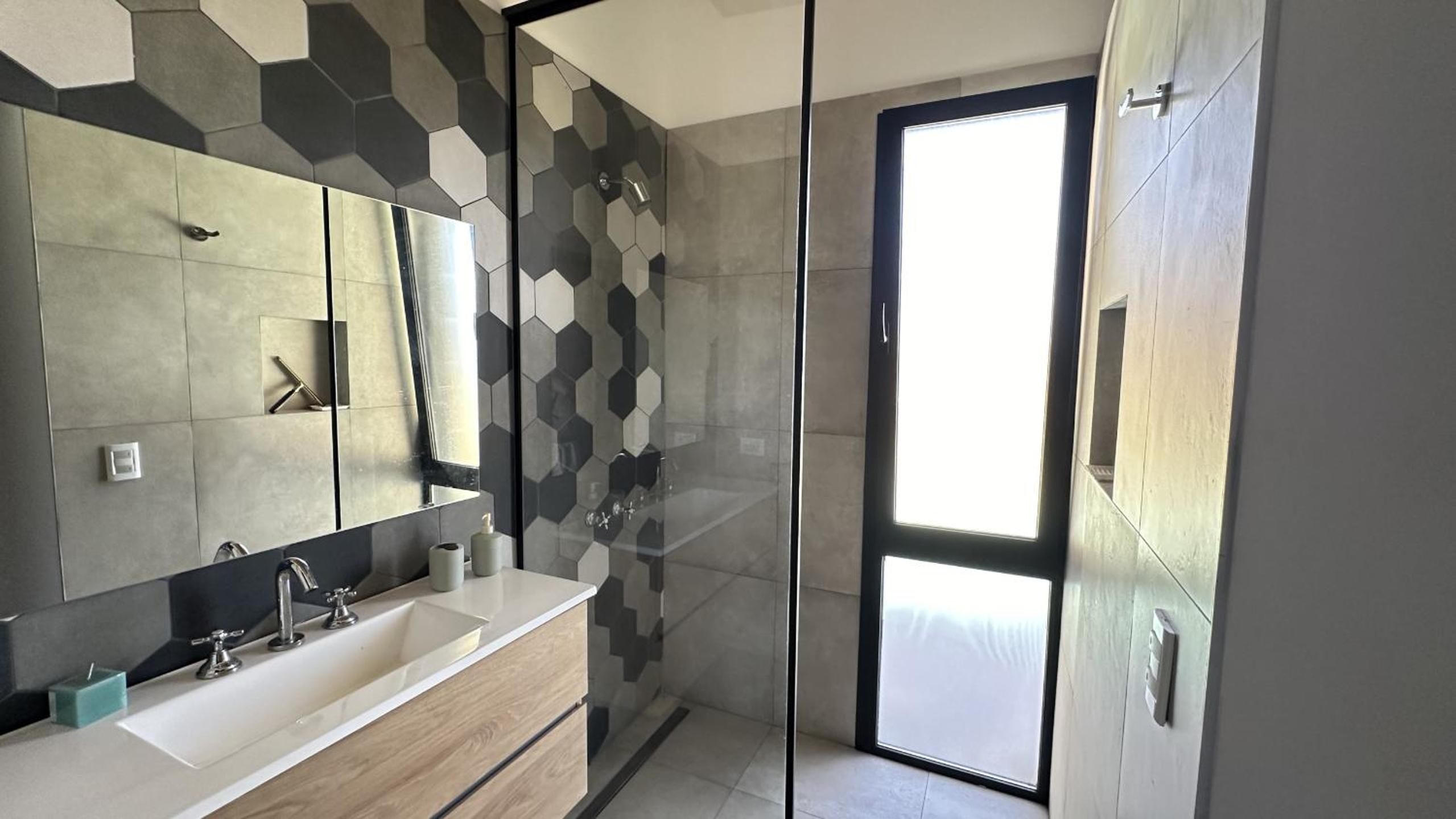 Casa PIT - Casa En Barrio Privado San Benito, Chapadmalal Para 6 PAX Con Pileta - Hola Sur