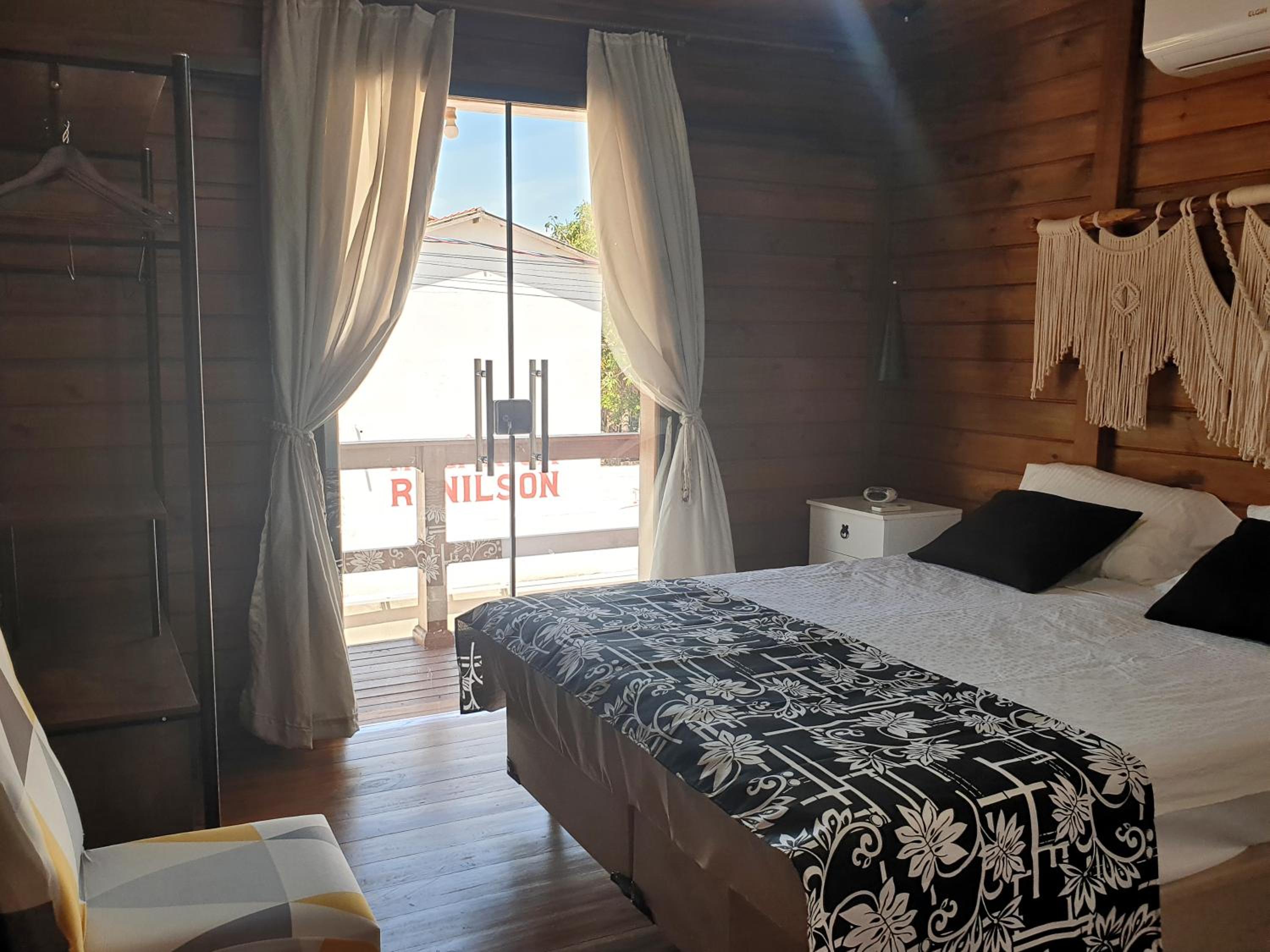 Millicent Residence - Chalet Milly e Chalet Iris - Itaoca Praia - ES