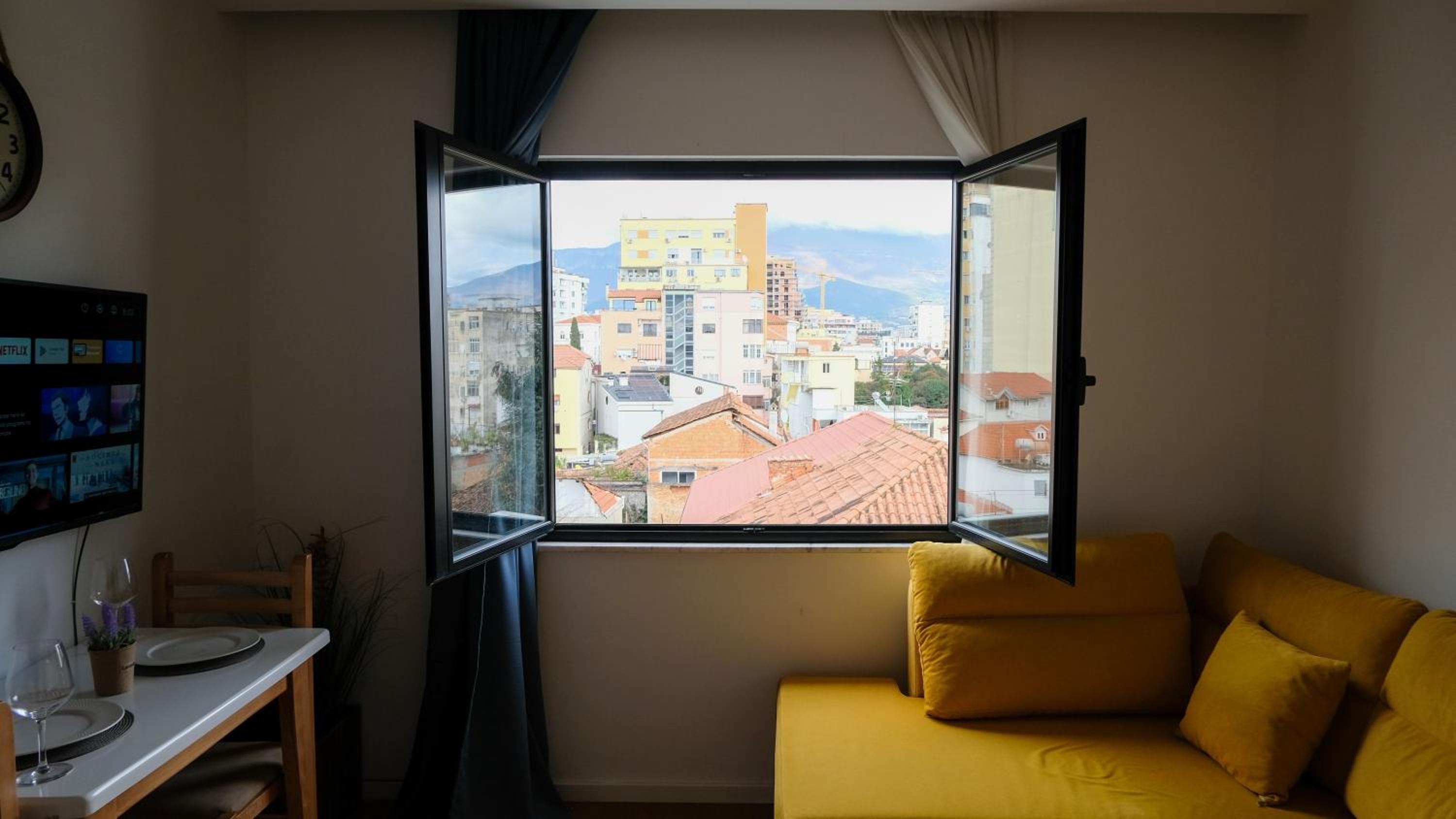 2E Center Apartment