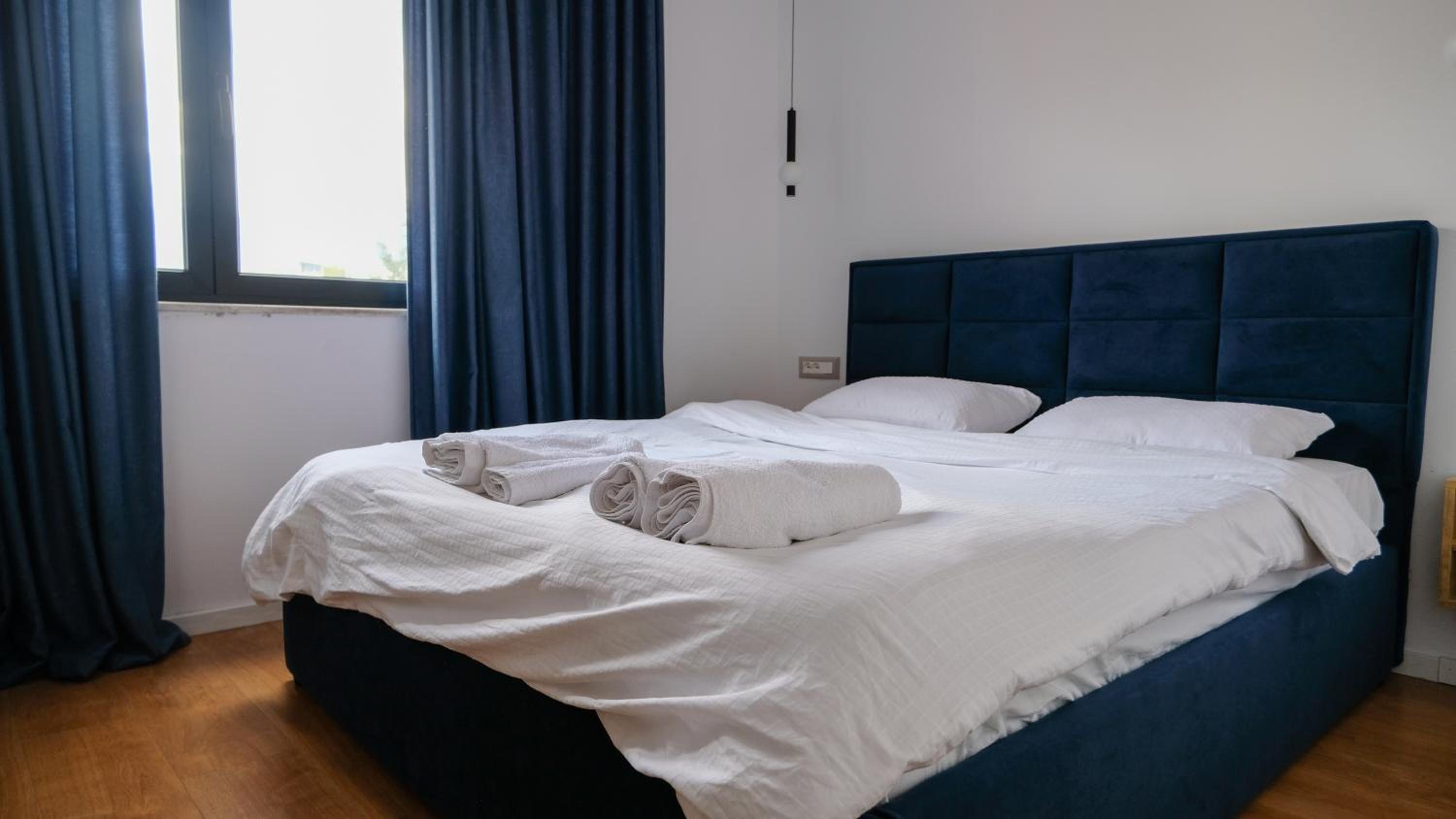 2E Center Apartment