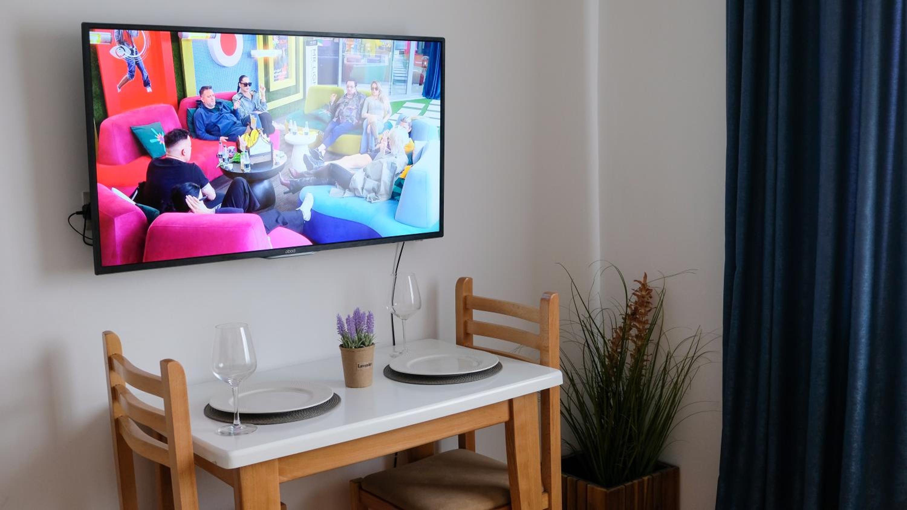2E Center Apartment